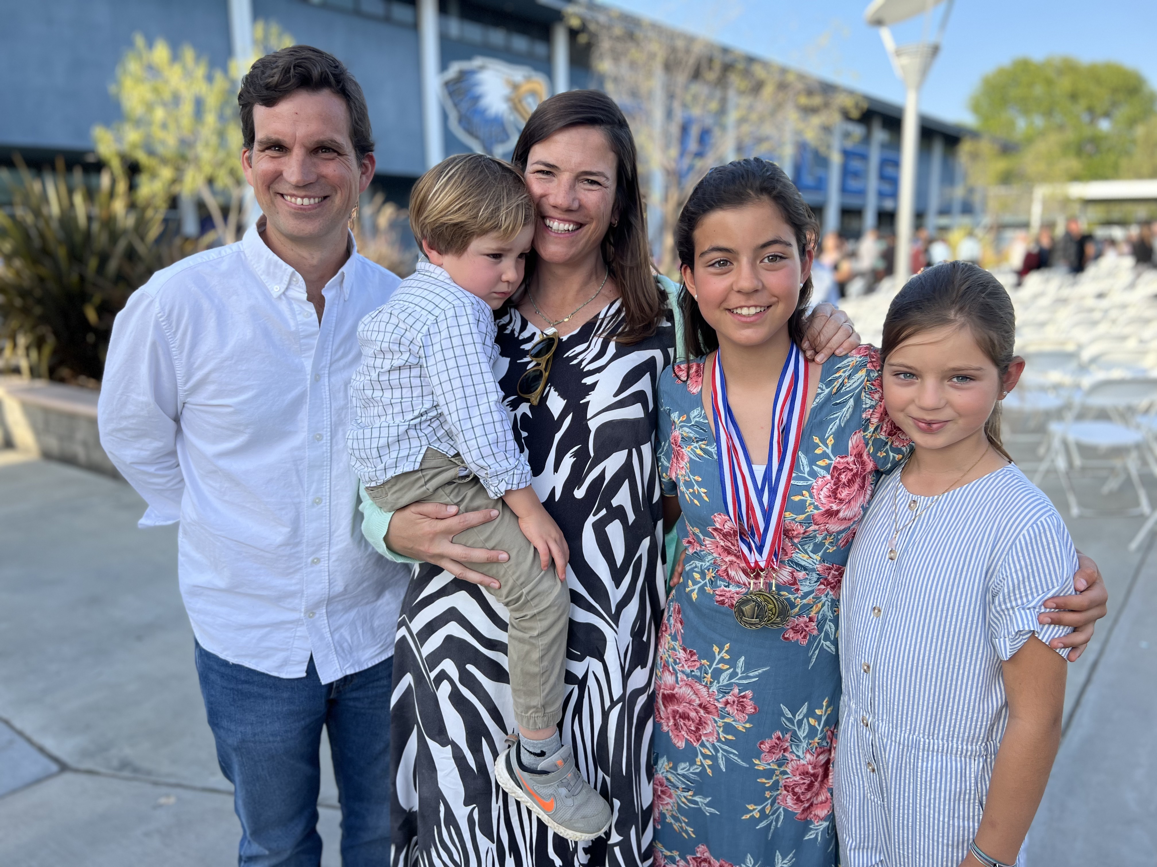 Img: people, person, pants, blouse, portrait, jeans, smile, child, female, girl