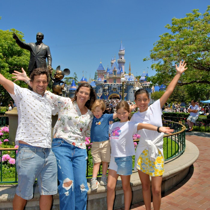 Img: shorts, pants, walkway, shoe, jeans, person, adult, male, man, glove