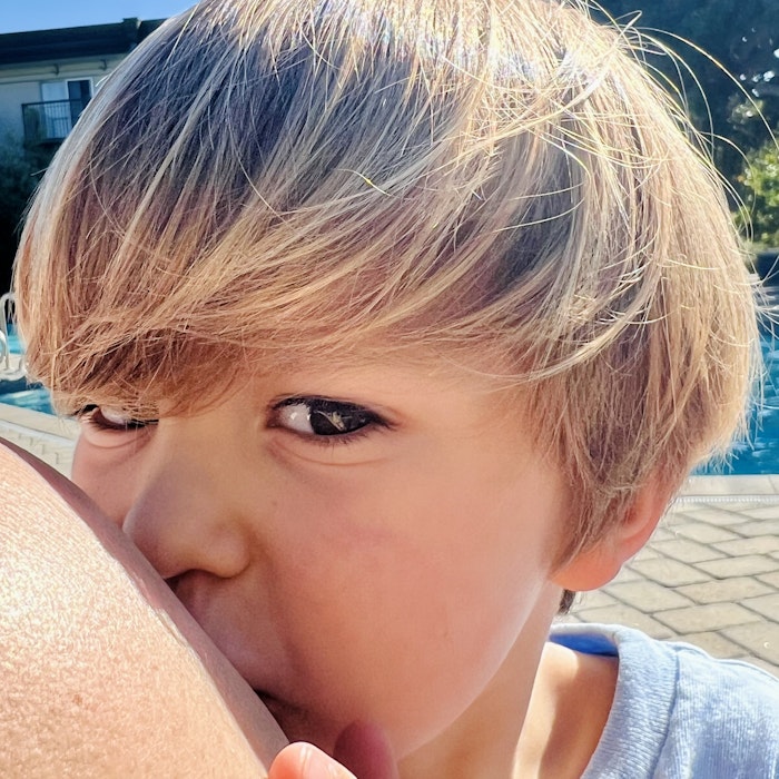 Img: body part, finger, hand, person, face, head, photography, portrait, blonde, hair