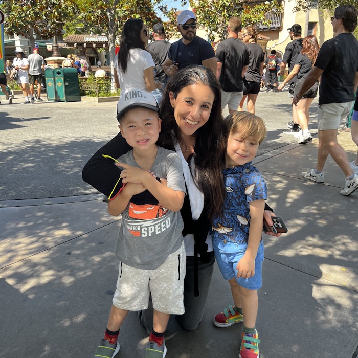 Img: shorts, baseball cap, hat, shoe, pants, city, street, photography, portrait, people