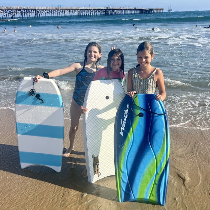 Img: nature, outdoors, sea, water, sea waves, adult, female, person, woman, beach