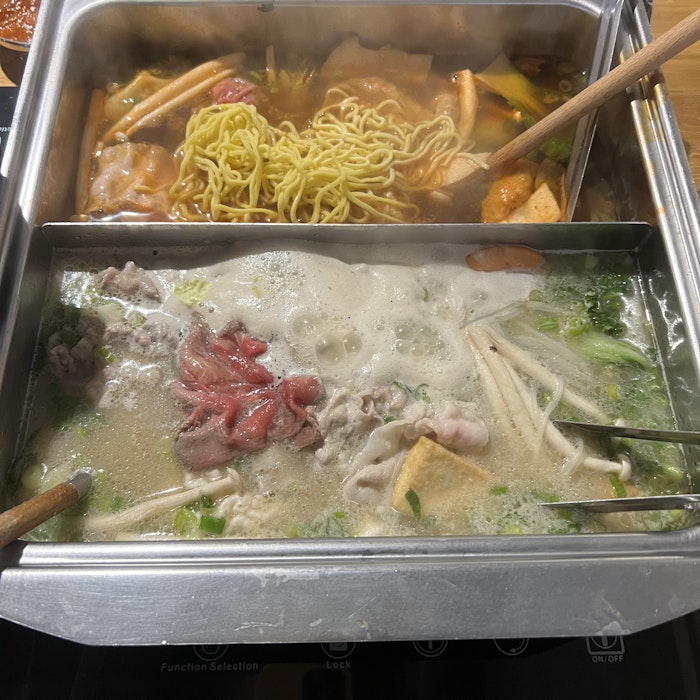 Img: food, meal, dish, stew, noodle, pasta, vermicelli, bowl