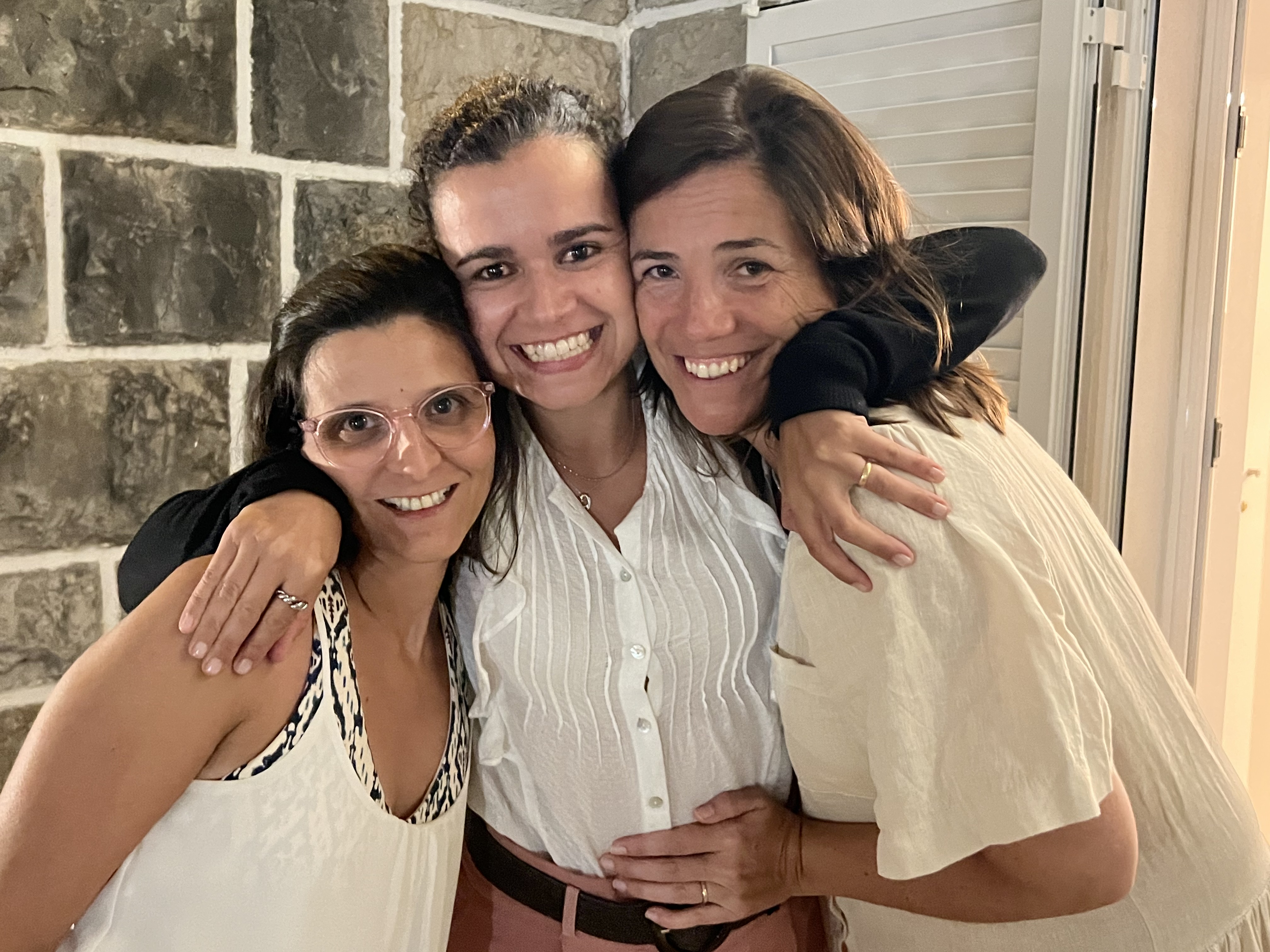 Img: face, head, person, smile, blouse, people, dress, adult, female, woman