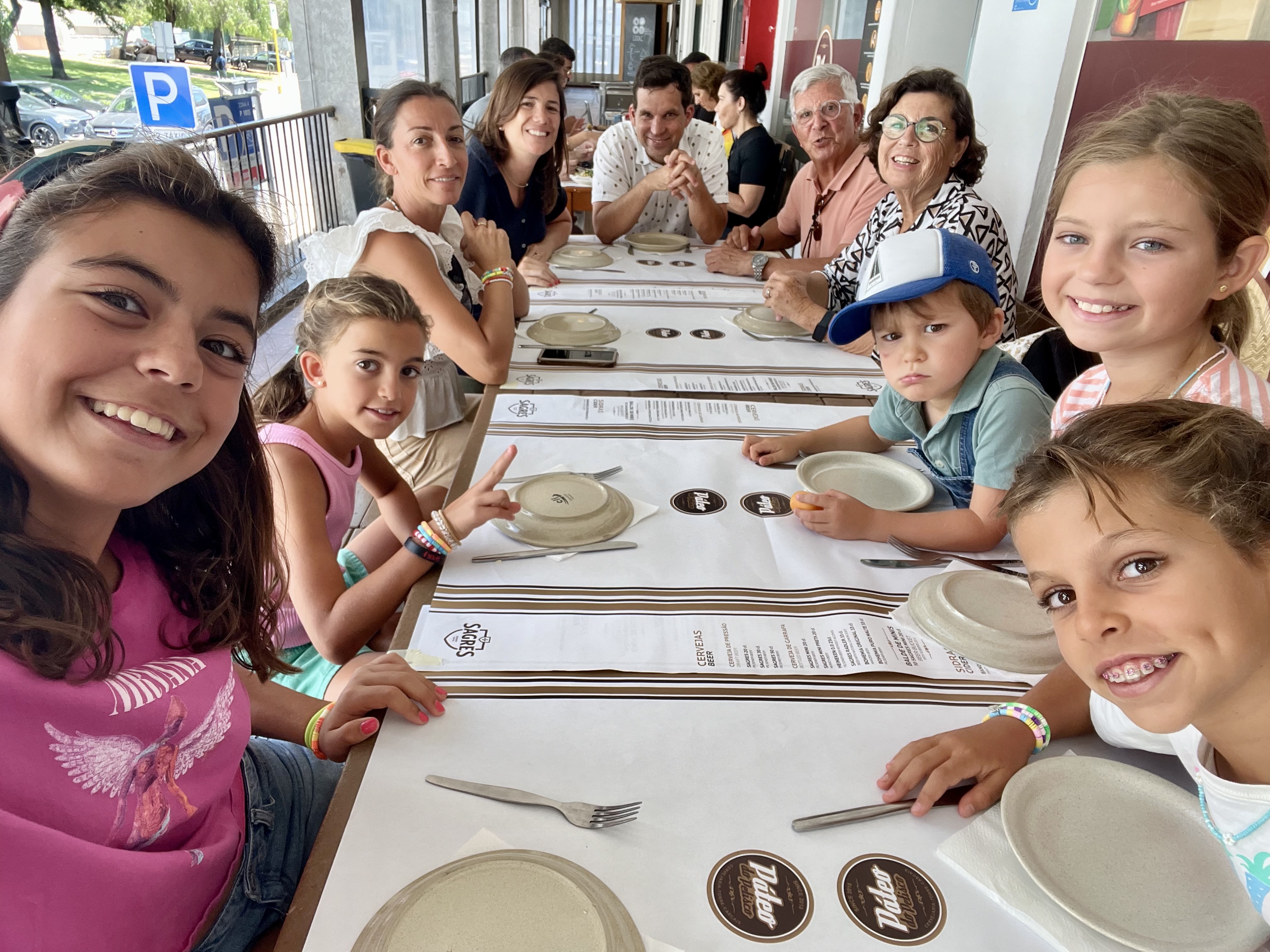 Img: people, person, adult, female, woman, fork, knife, mobile phone, male, man