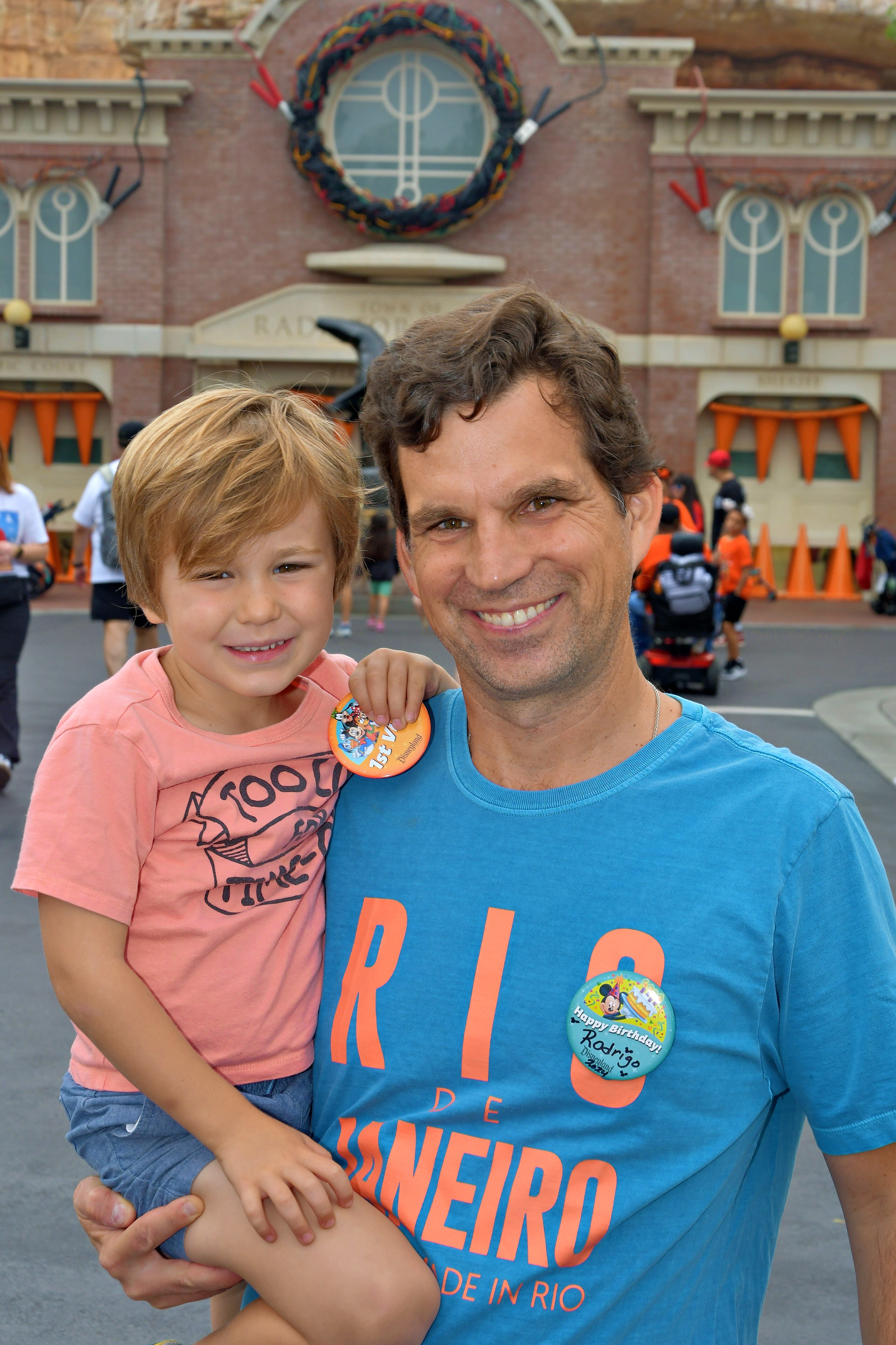 Img: clothing, t-shirt, finger, person, face, photography, portrait, shoe, shorts, people