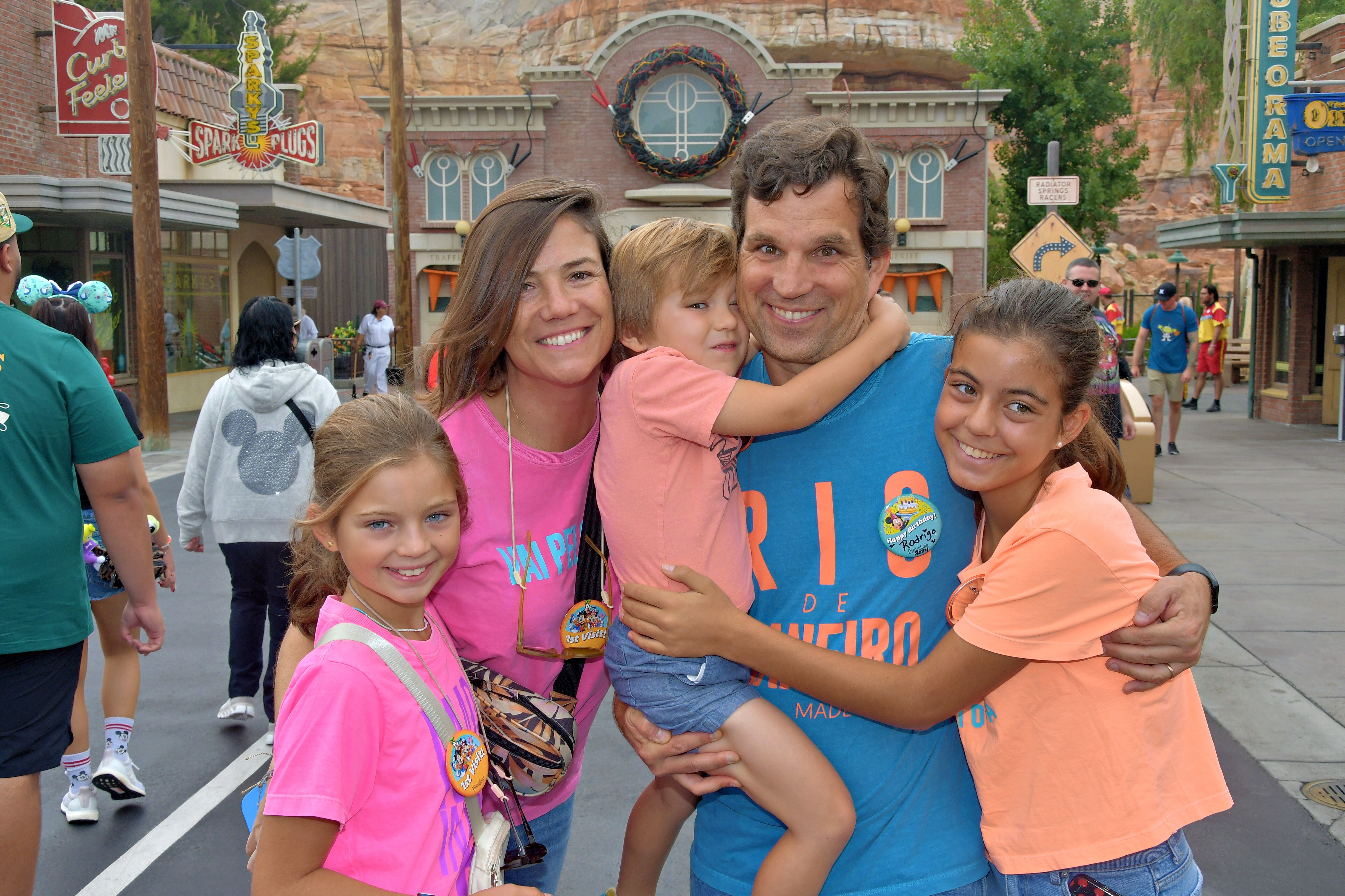 Img: t-shirt, shorts, shoe, people, person, wristwatch, adult, female, woman, child