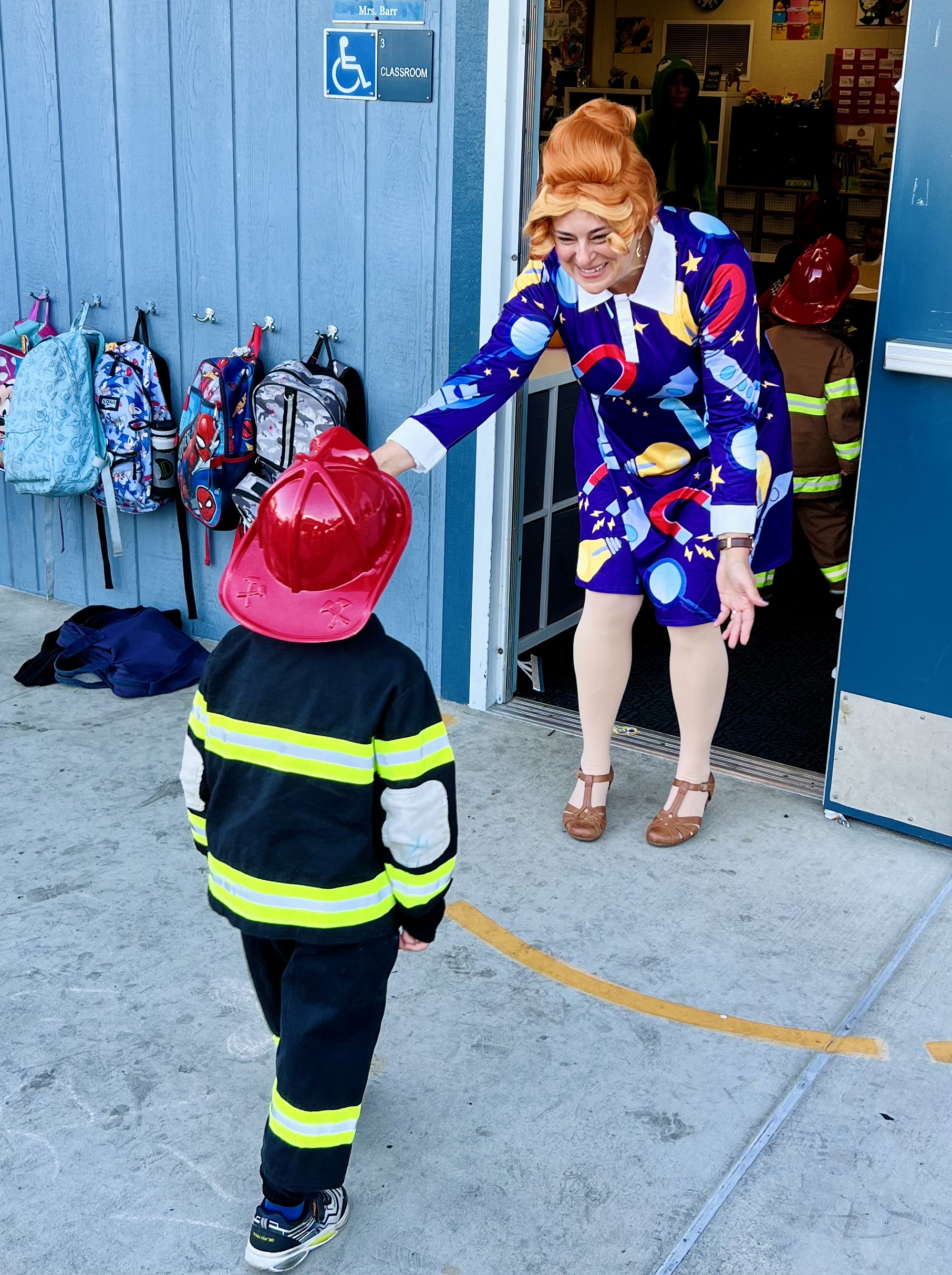 Img: helmet, costume, person, boy, child, male, photography, portrait, handbag, hat