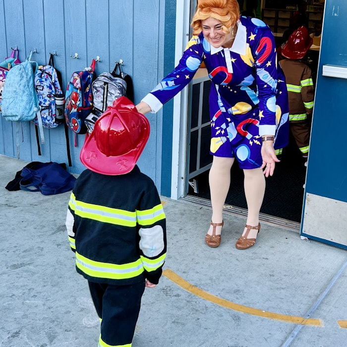 Img: helmet, costume, person, boy, child, male, photography, portrait, handbag, hat
