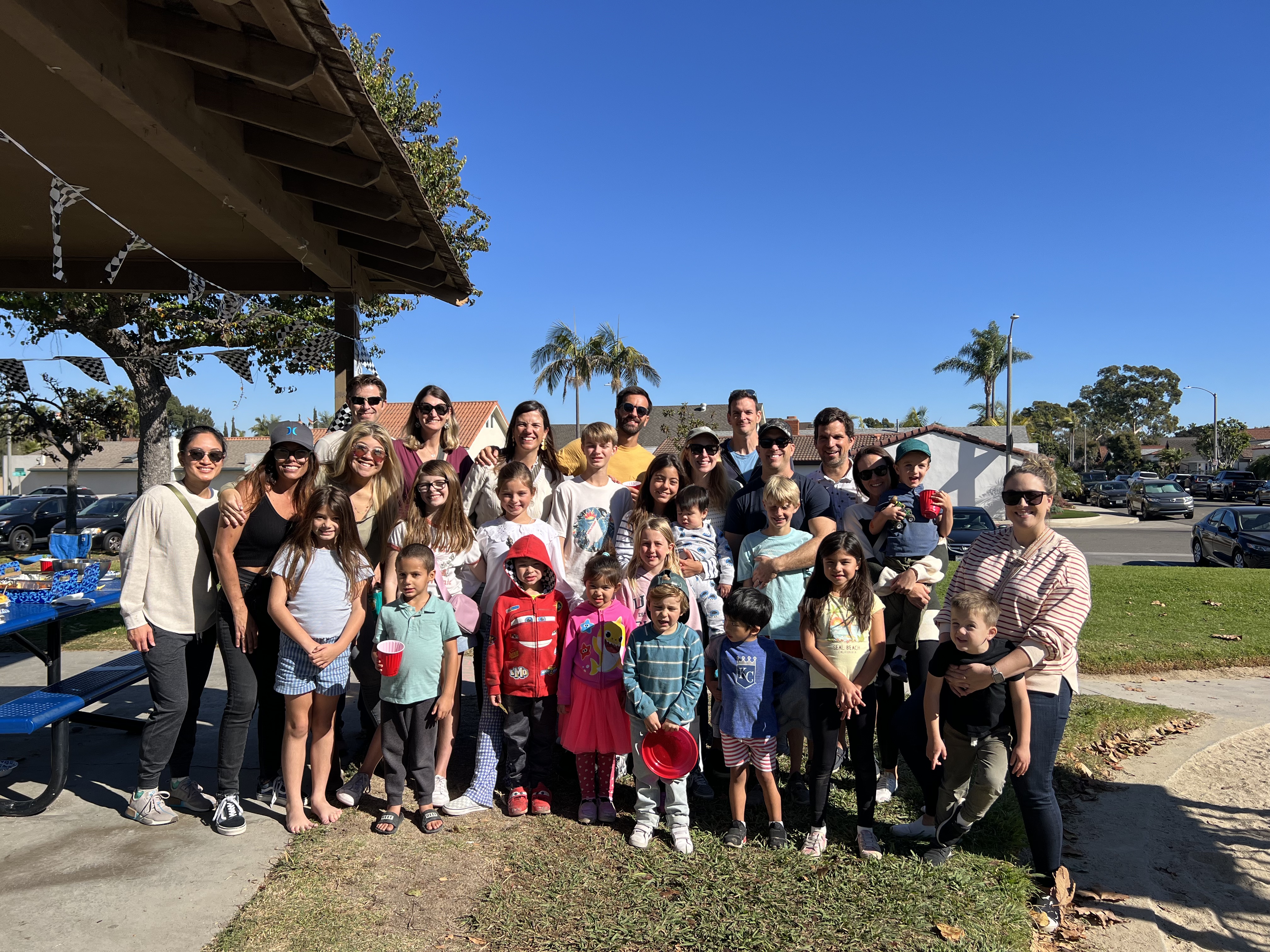 Img: summer, people, person, shelter, tree, shoe, glasses, adult, male, man