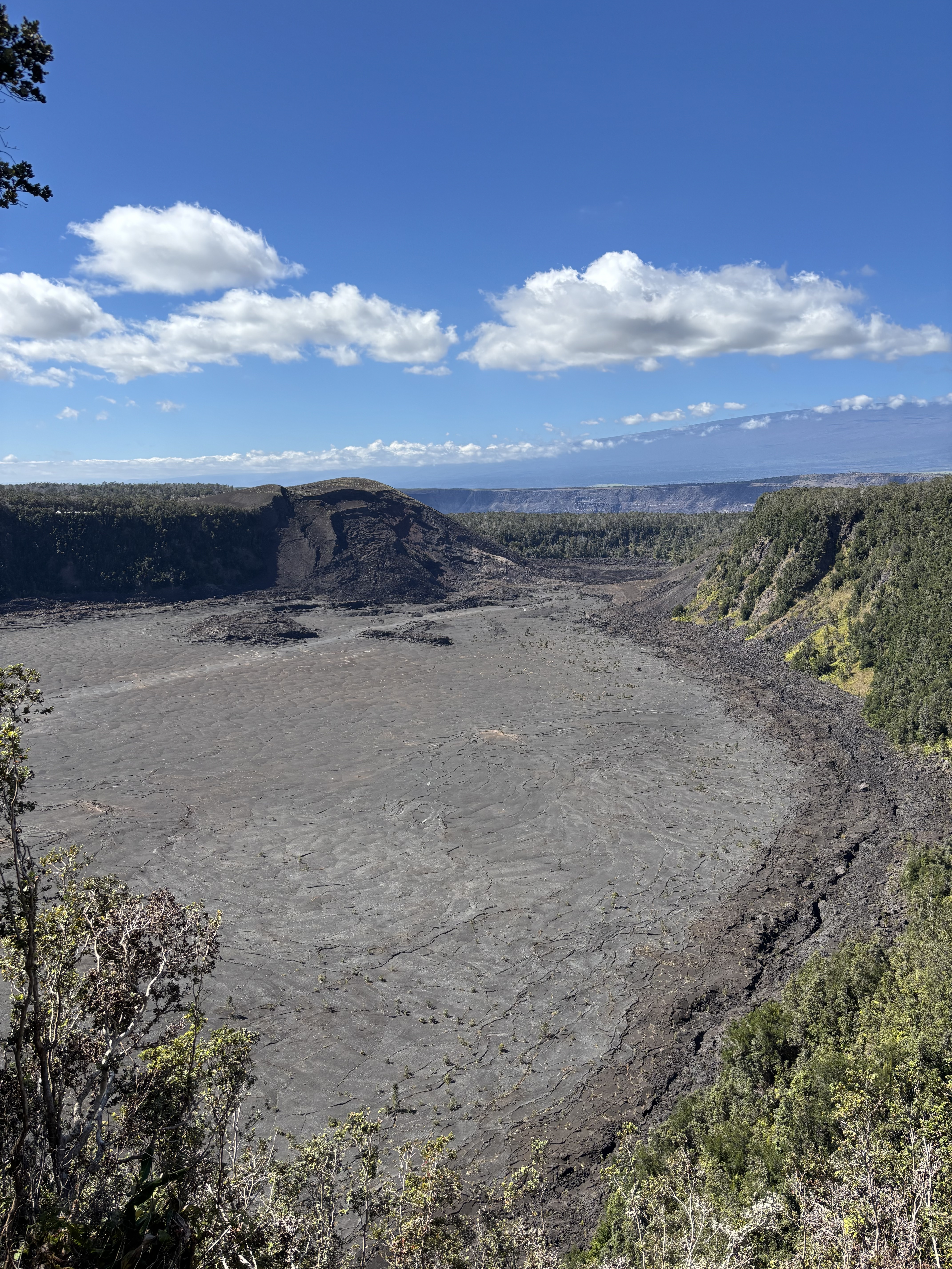 Img: nature, outdoors, plateau, wilderness, scenery, mountain, crater, volcano