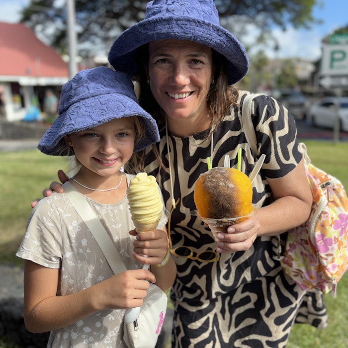 Img: hat, ice cream, adult, female, person, woman, icing, sun hat, summer, portrait