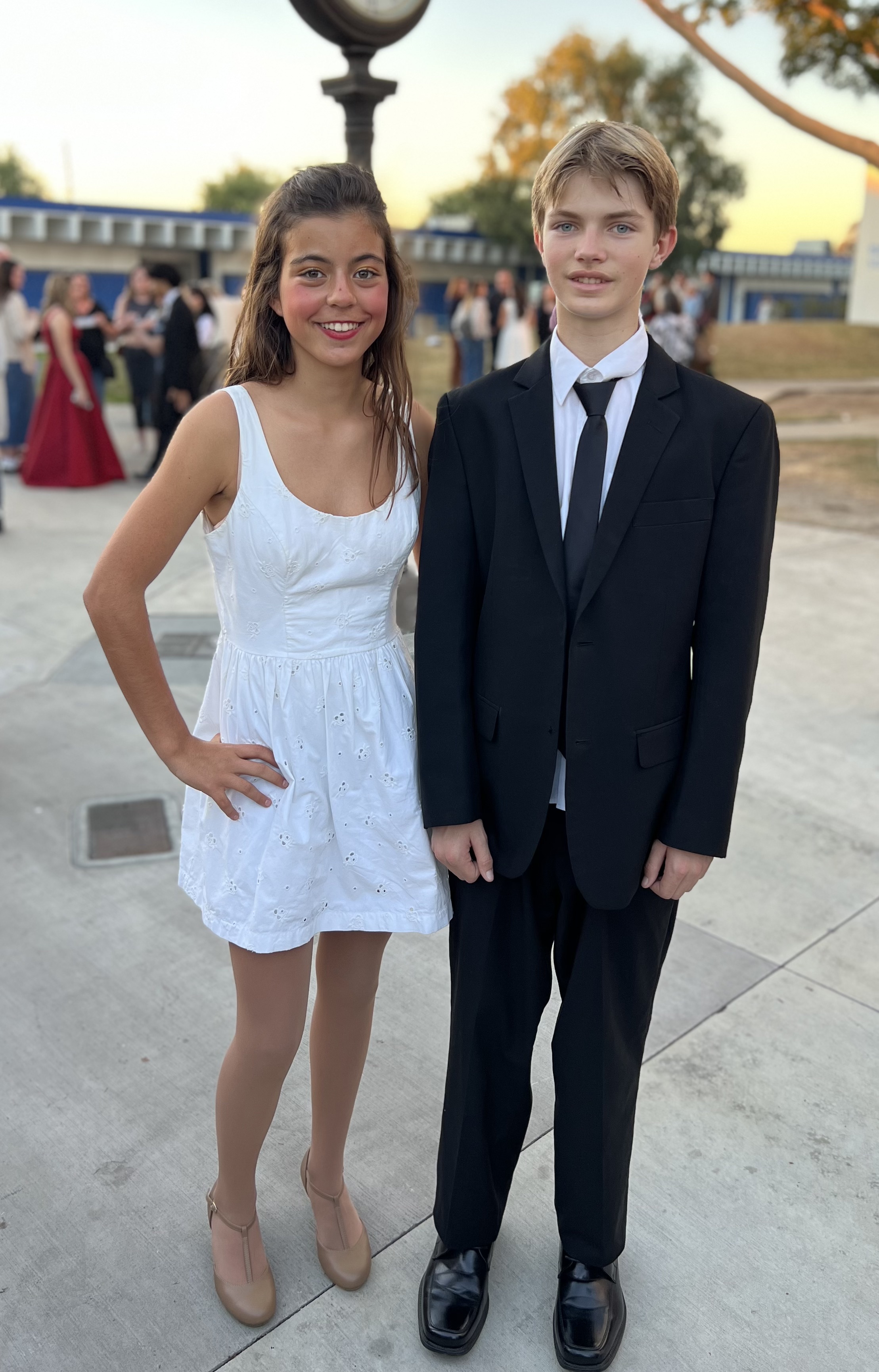 Img: blazer, jacket, formal wear, suit, person, dress, fashion, adult, female, woman