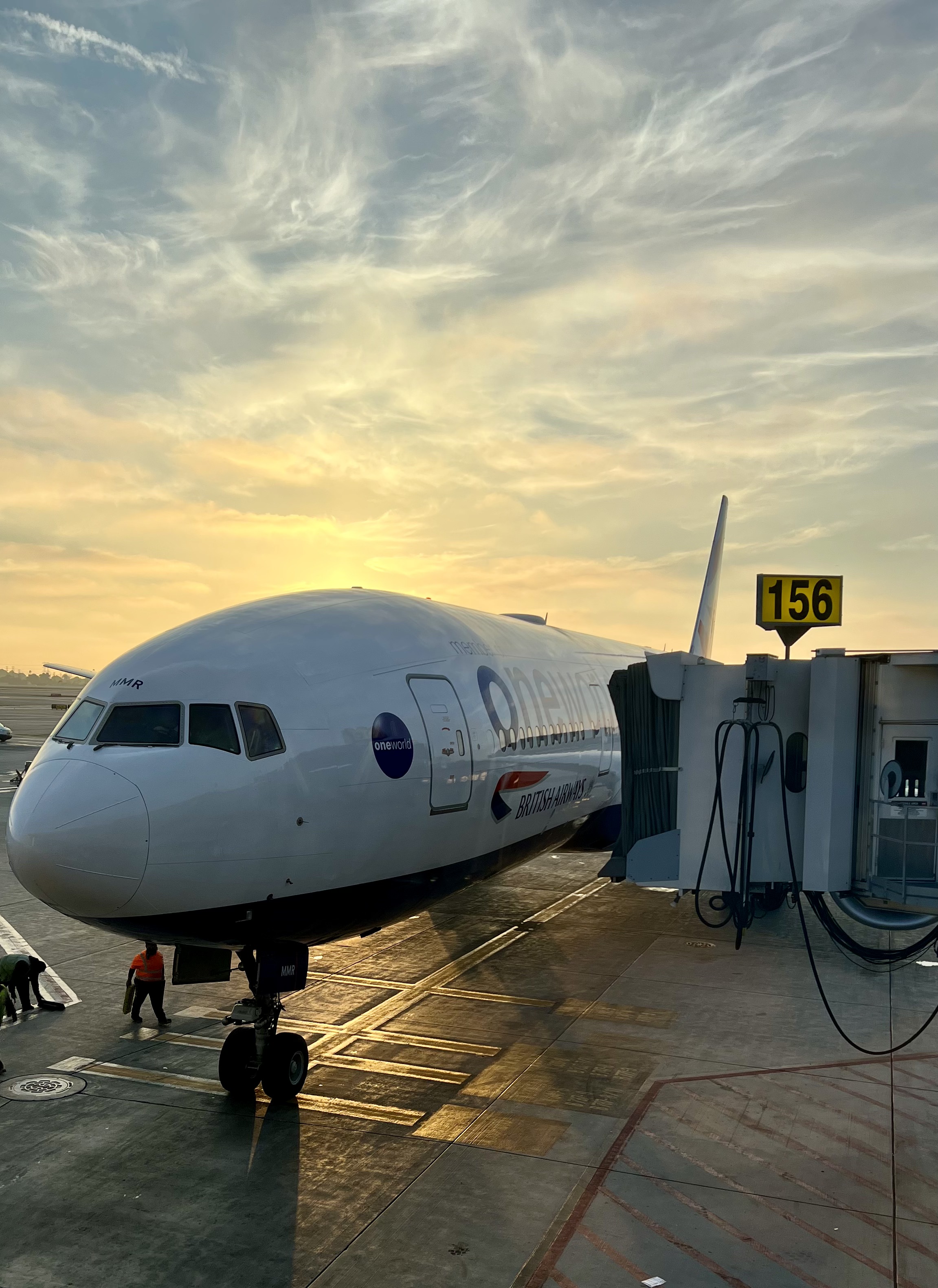 Img 1971: person, aircraft, airliner, airplane, transportation, vehicle, clothing, footwear, shoe, car