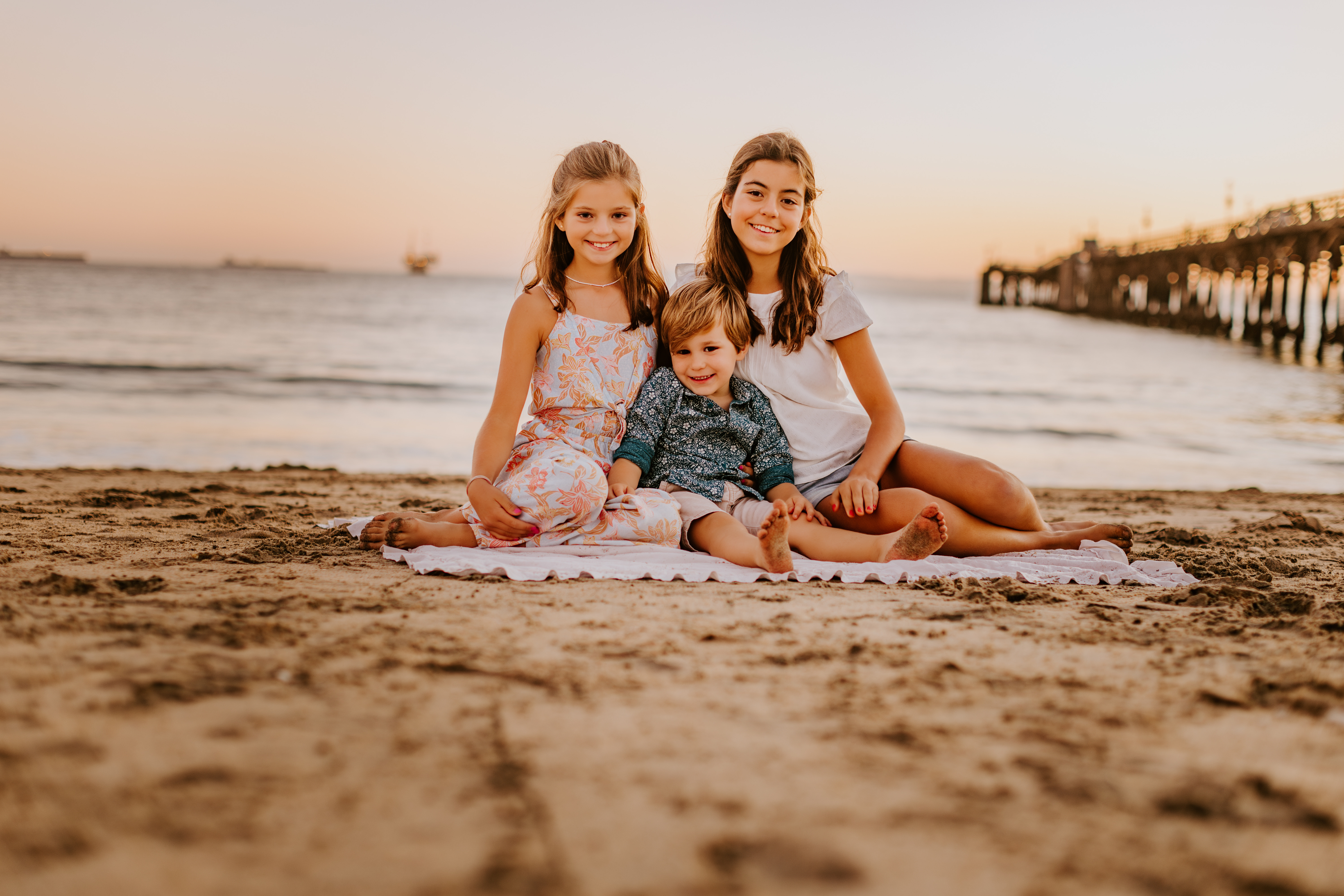 Wishingyouhappiness Mota: fun, vacation, water, waterfront, people, person, beachwear, child, female, girl