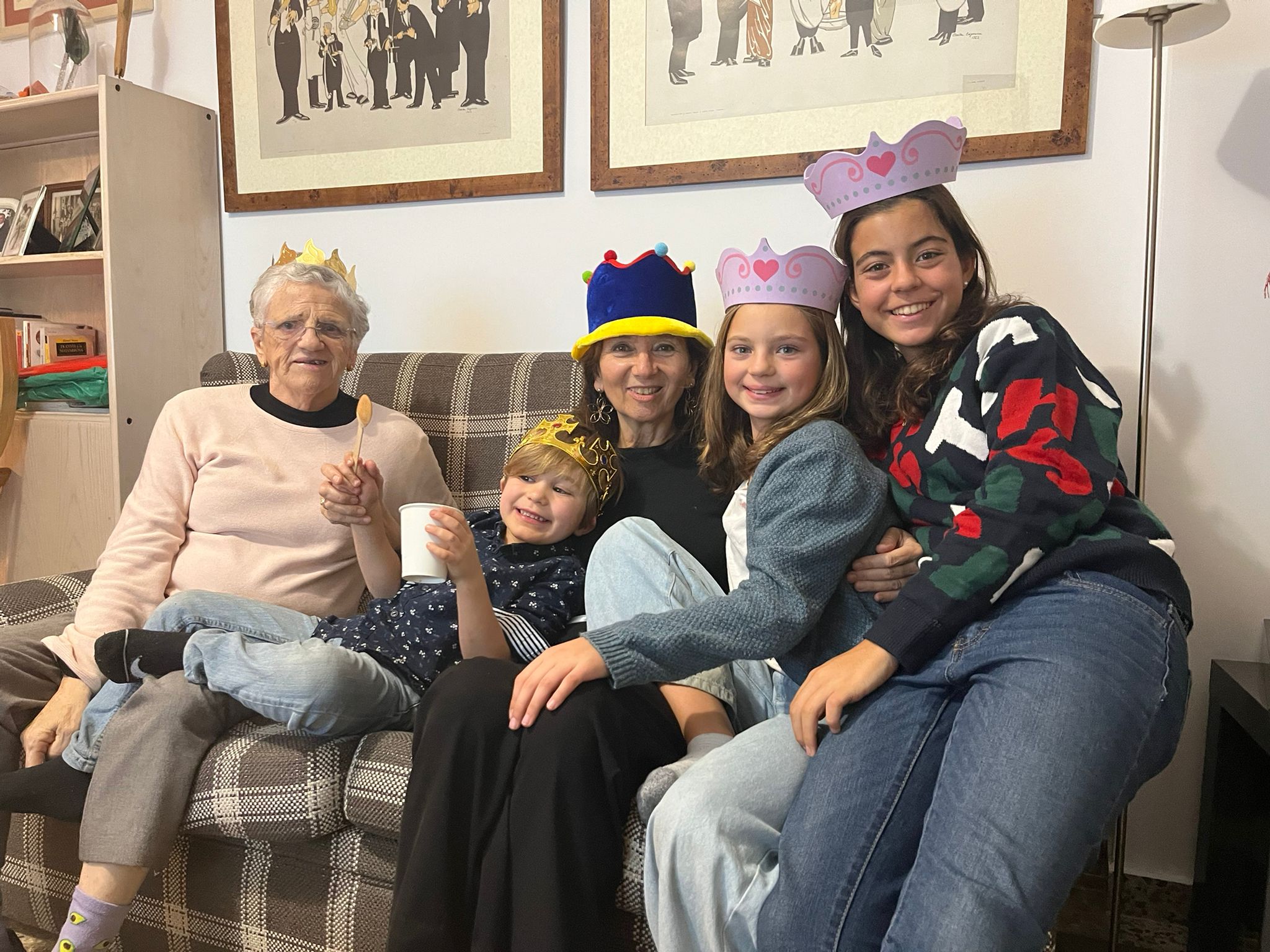 A50fe120 E122 428b Af6d Ade4c6125889: people, person, couch, furniture, clothing, pants, adult, female, woman