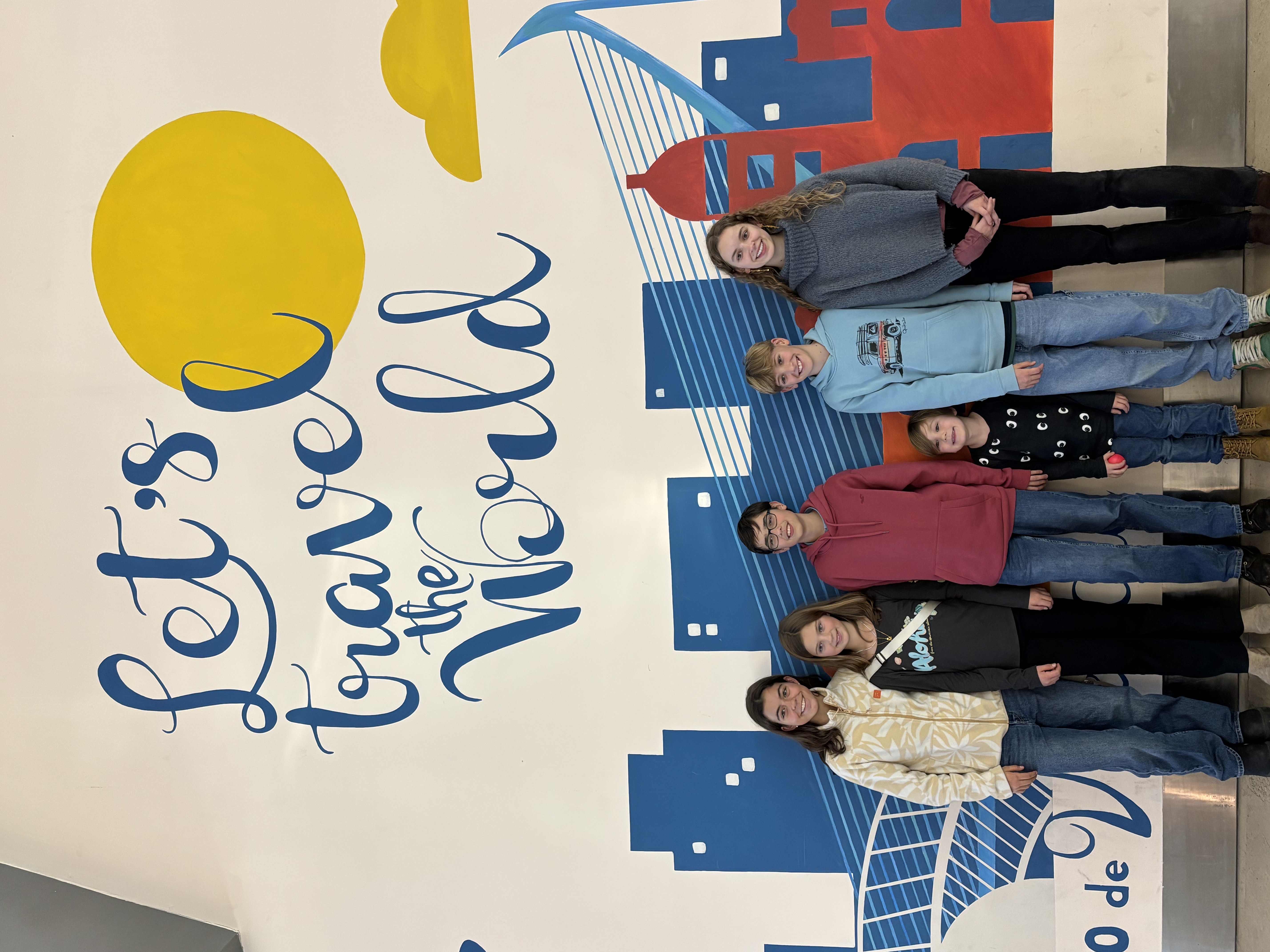 Img: pants, people, person, shoe, adult, female, woman, portrait, male, man