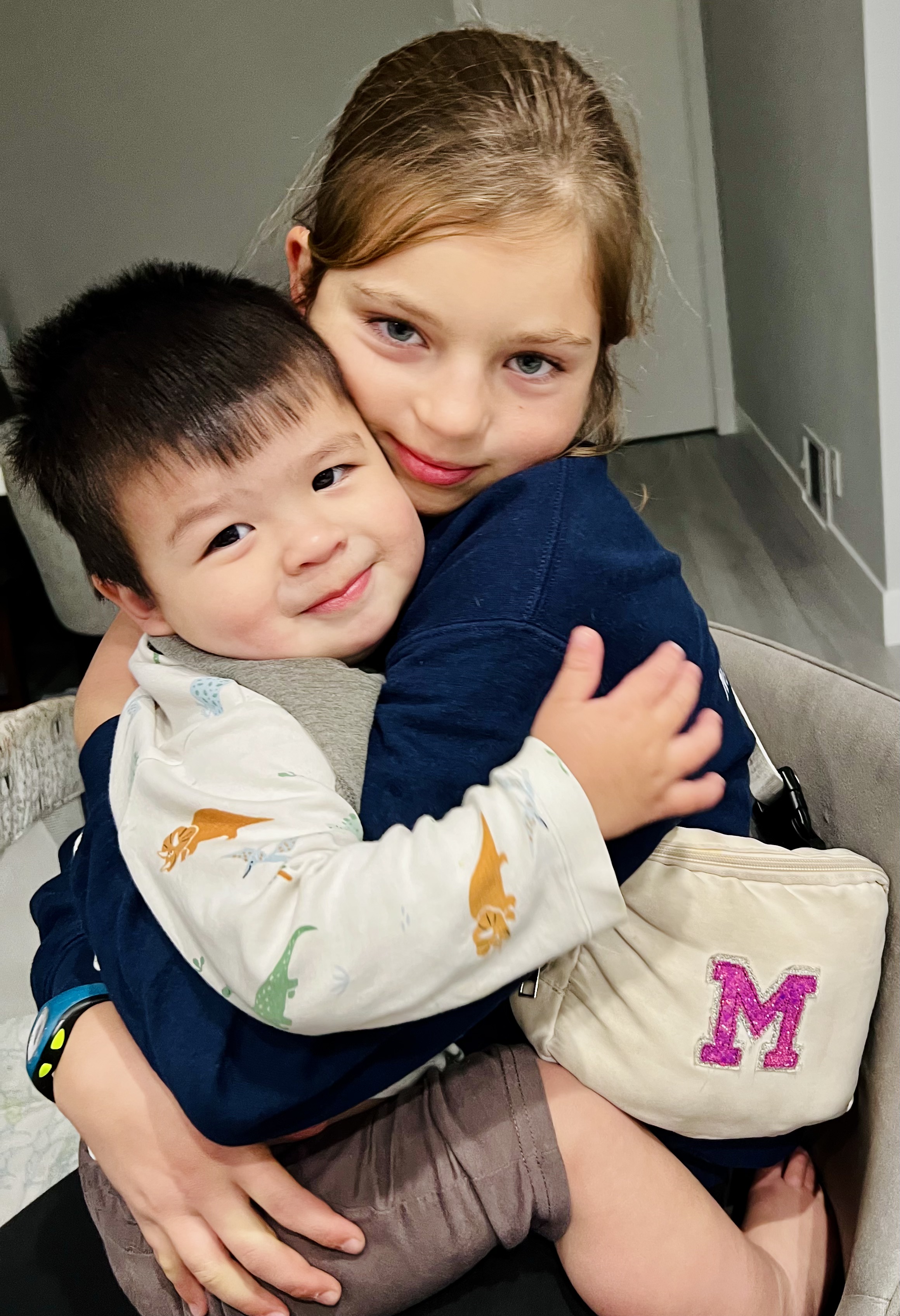 Img: people, person, face, head, photography, portrait, baby, hugging