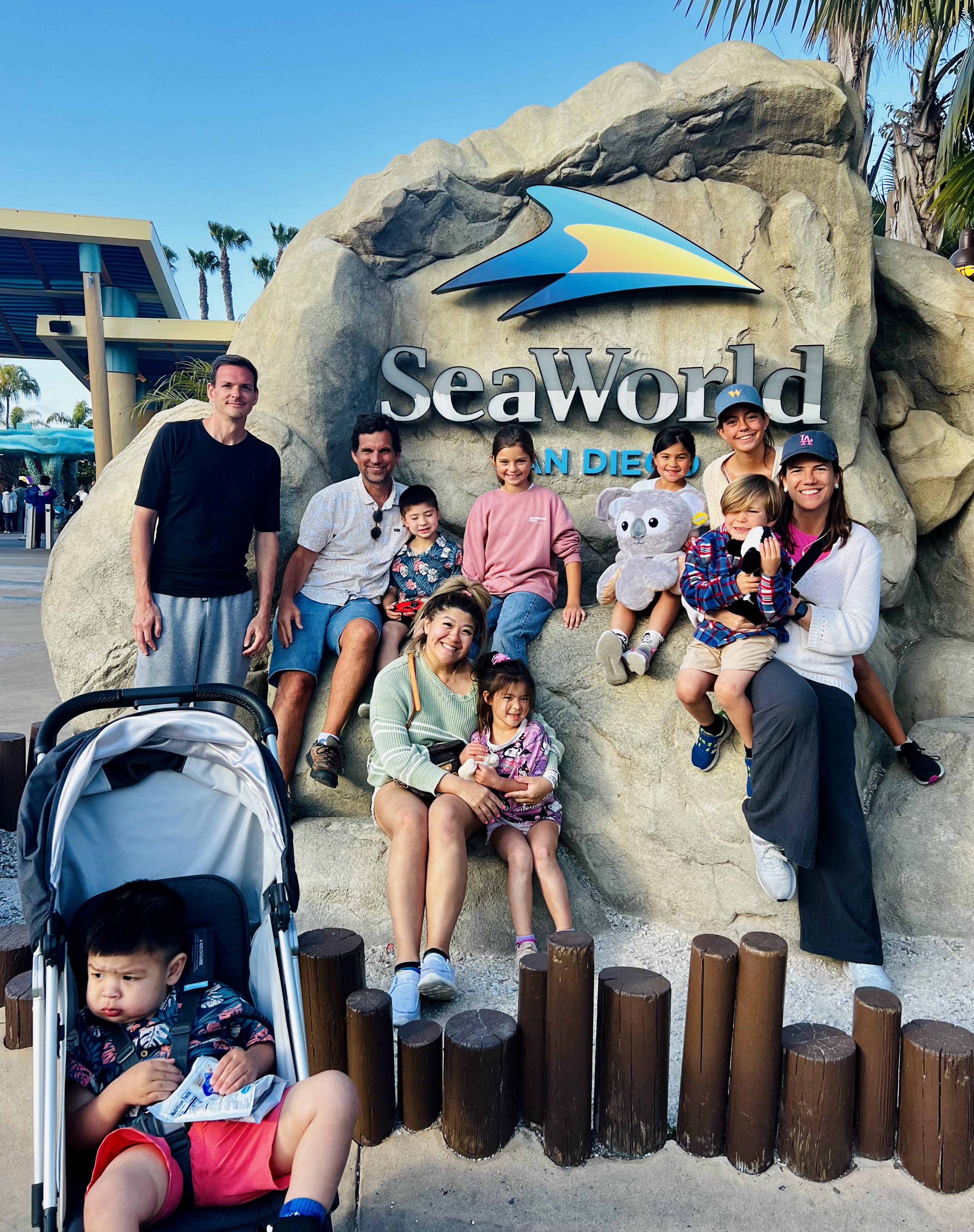 Img: person, portrait, people, shoe, baby, shelter, shorts, adult, male, man