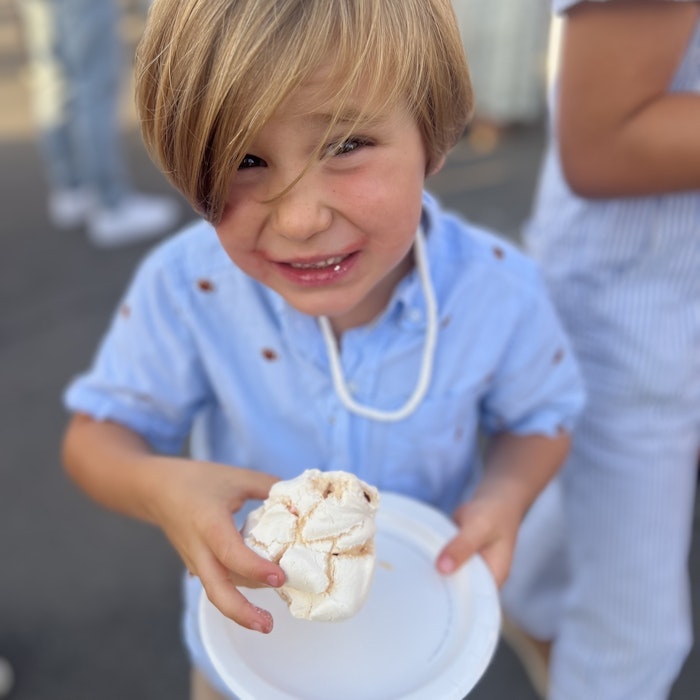 Img: cream, ice cream, person, photography, portrait, plate, necklace, frozen yogurt, shoe, bread