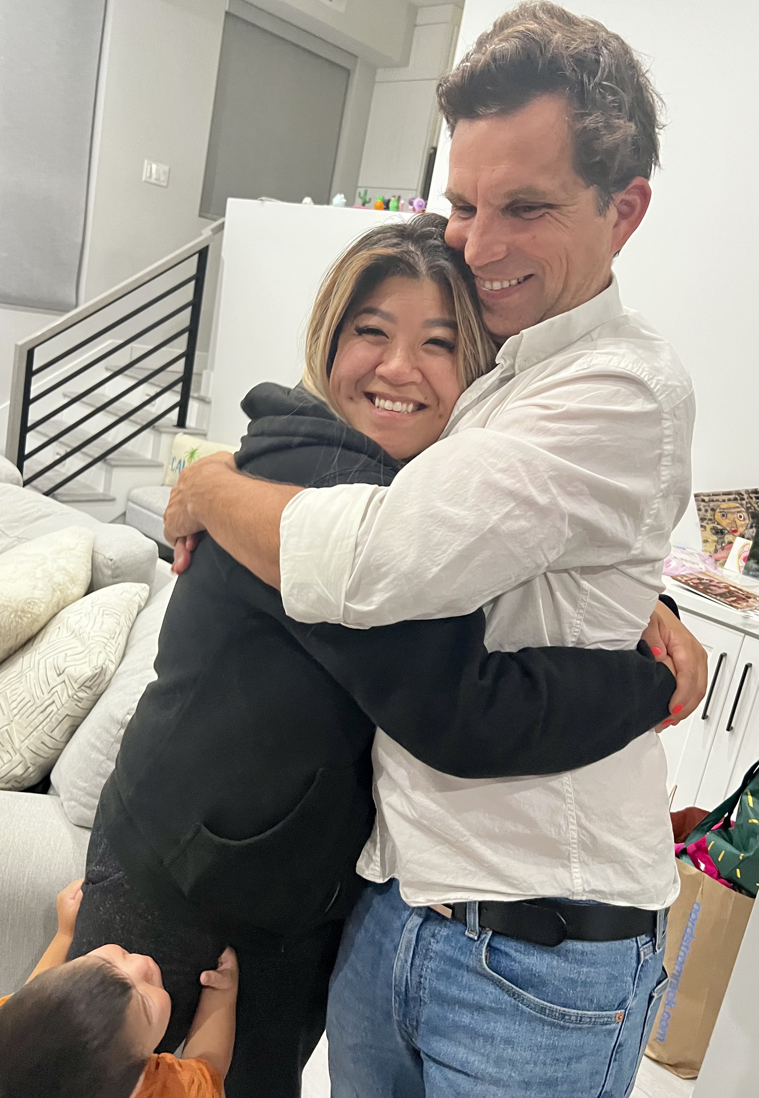 Img: pants, person, portrait, belt, adult, male, man, female, woman, jacket