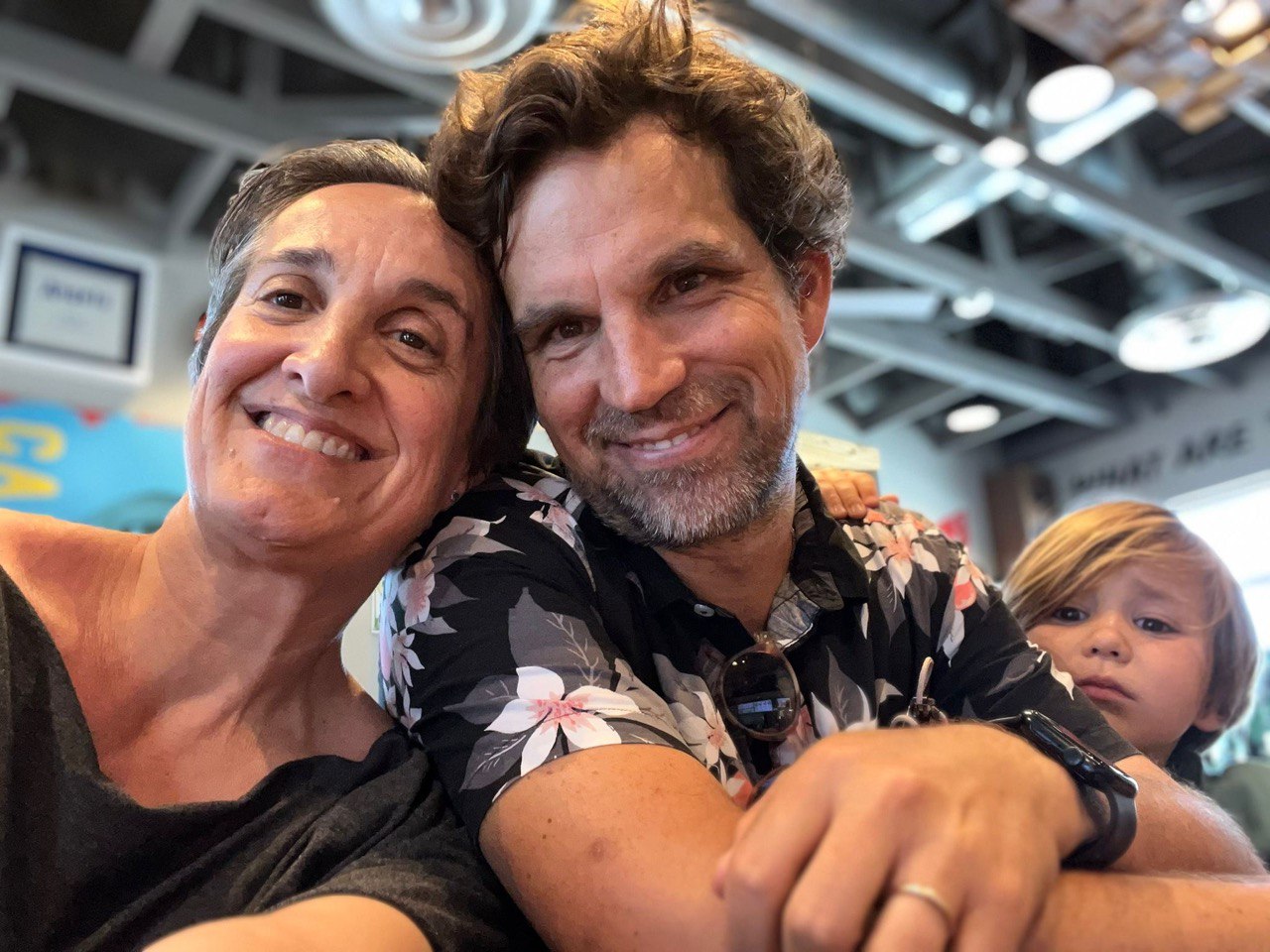 Photo 2025: adult, female, person, woman, head, face, portrait, smile, male, man