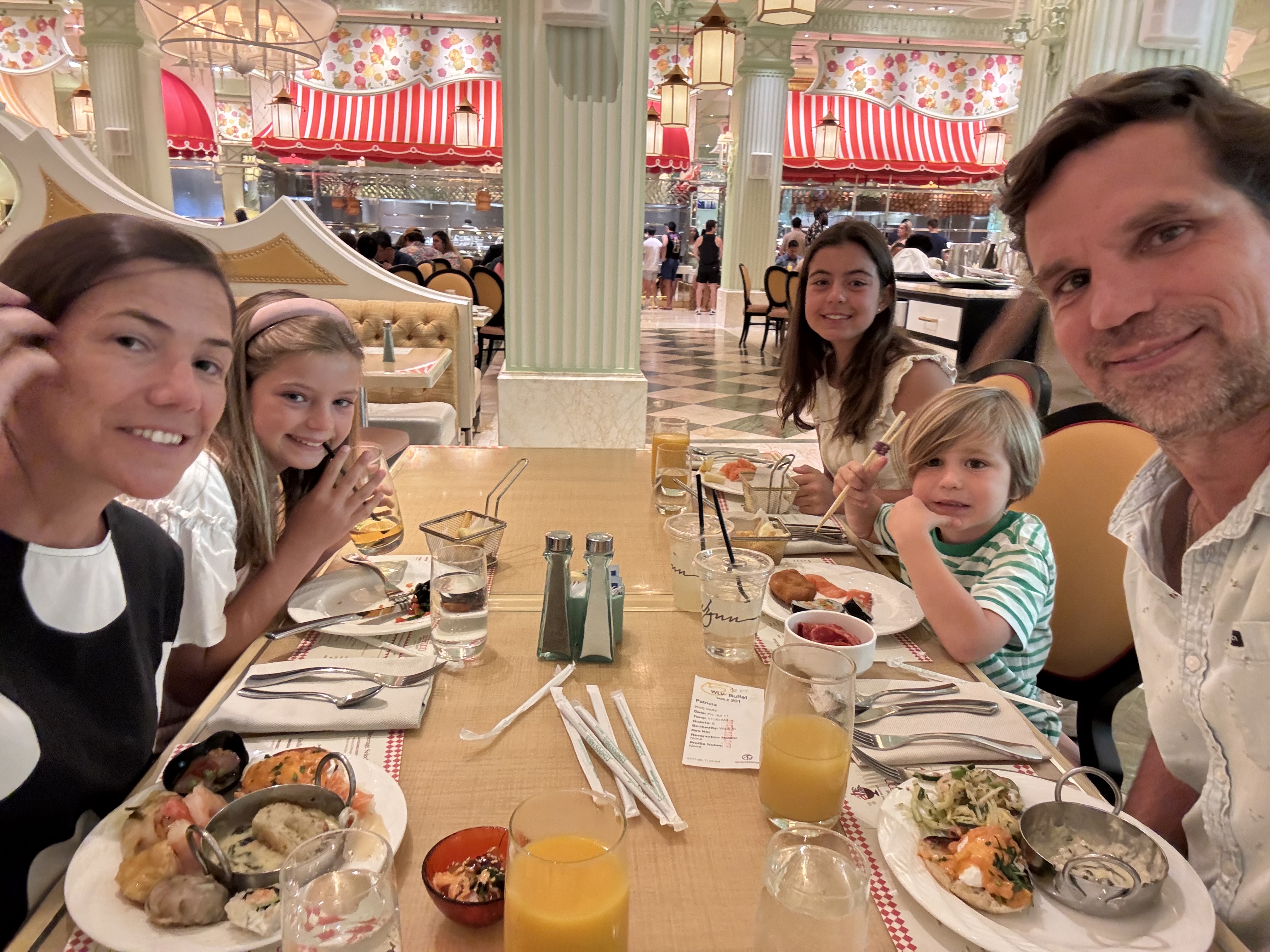 Img: brunch, dining table, table, dining room, restaurant, cup, people, person, adult, man