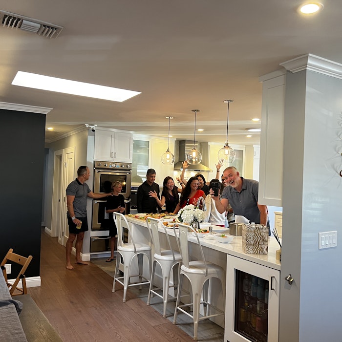 Img: dining room, dining table, indoors, cafeteria, restaurant, cafe, adult, male, man, person