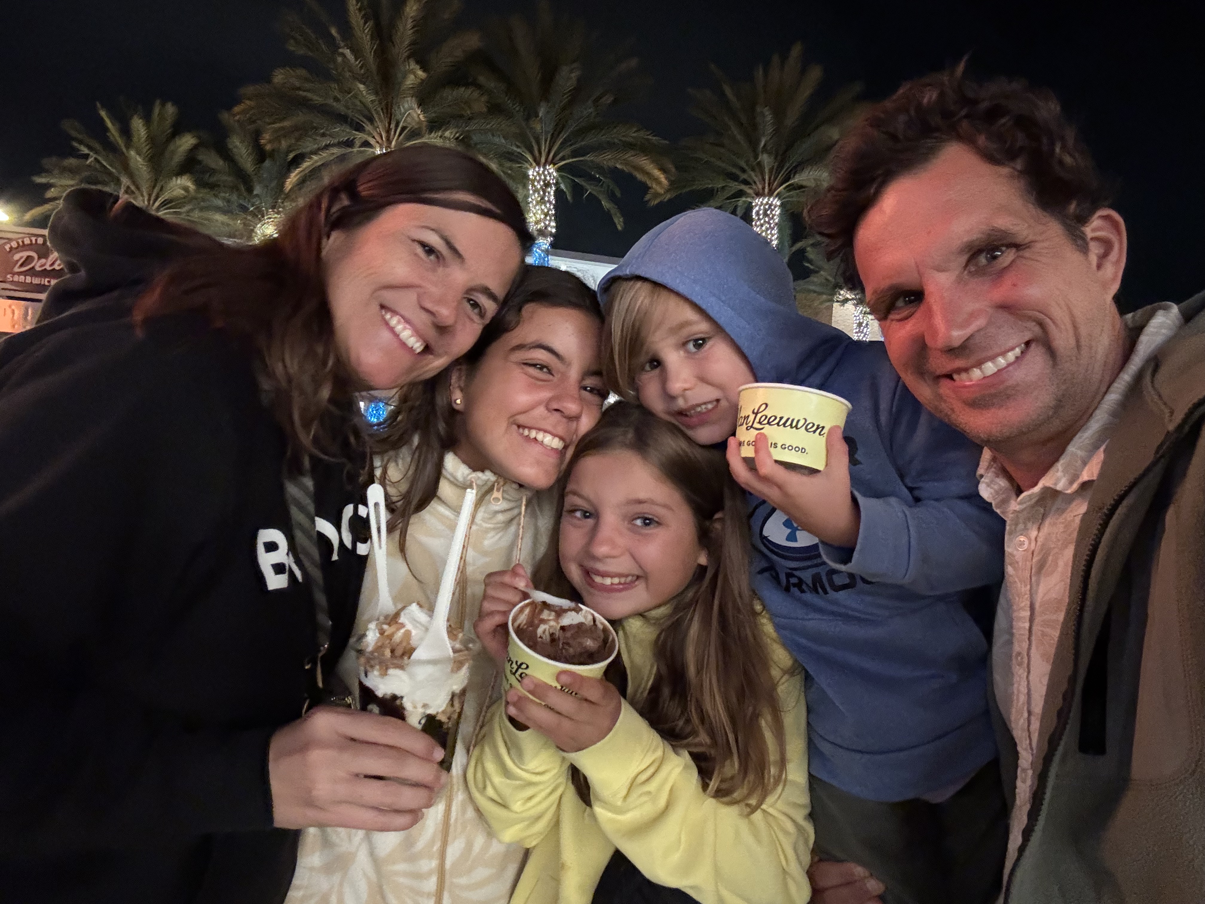 Img: people, photography, portrait, baseball cap, cap, hat, coat, jacket, cup, ice cream