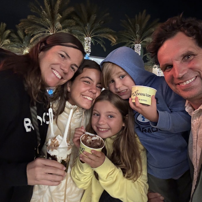 Img: people, photography, portrait, baseball cap, cap, hat, coat, jacket, cup, ice cream