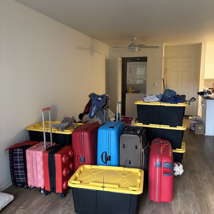 Img: baggage, box, soccer ball, sport, suitcase, ceiling fan, electrical device, bag, handbag, monitor