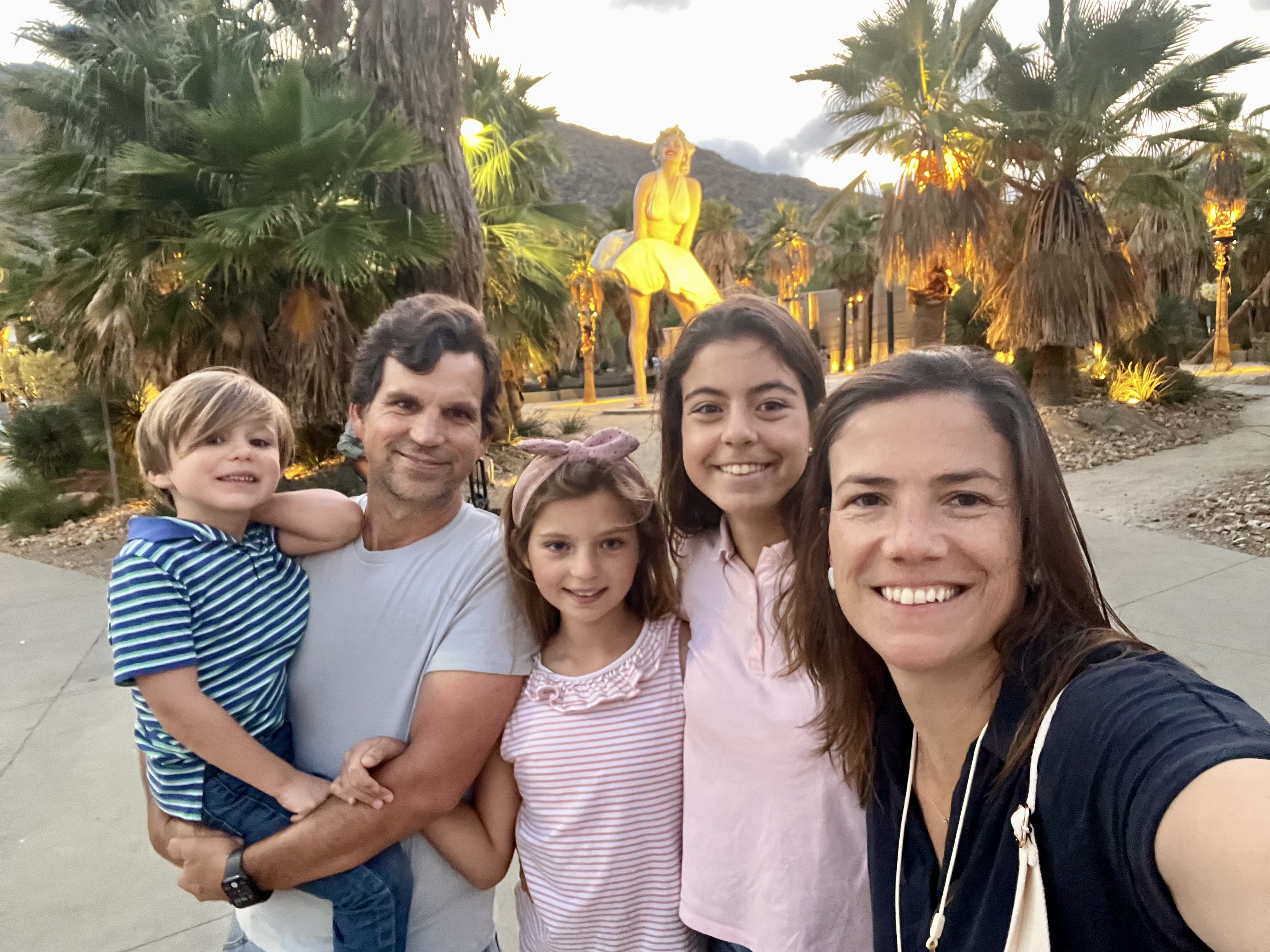 Img: people, person, palm tree, tree, summer, photography, portrait, blouse, vegetation, wristwatch