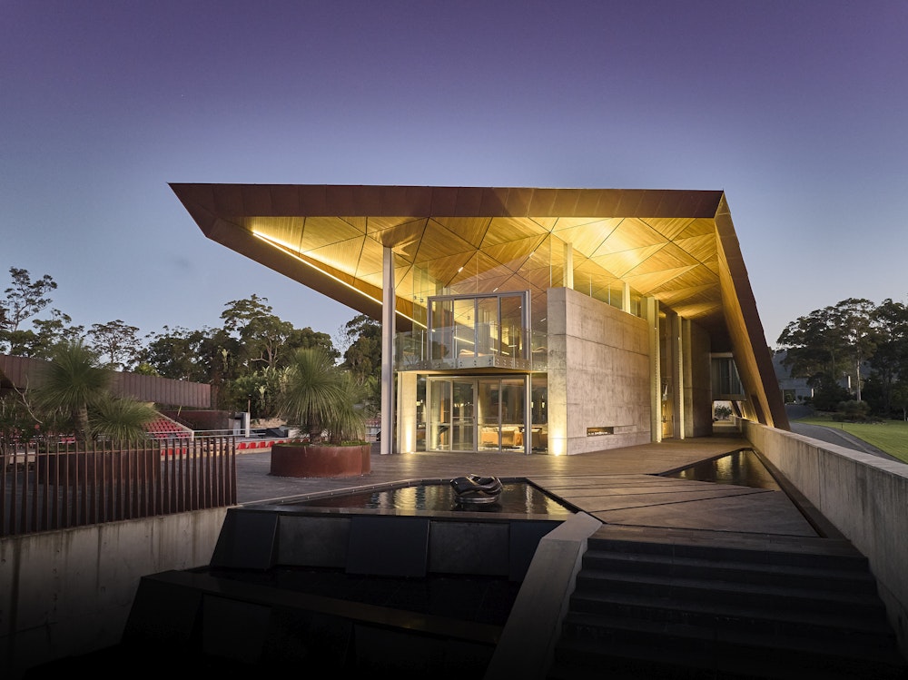 Image for Willinga Park Grand Prix Lounge