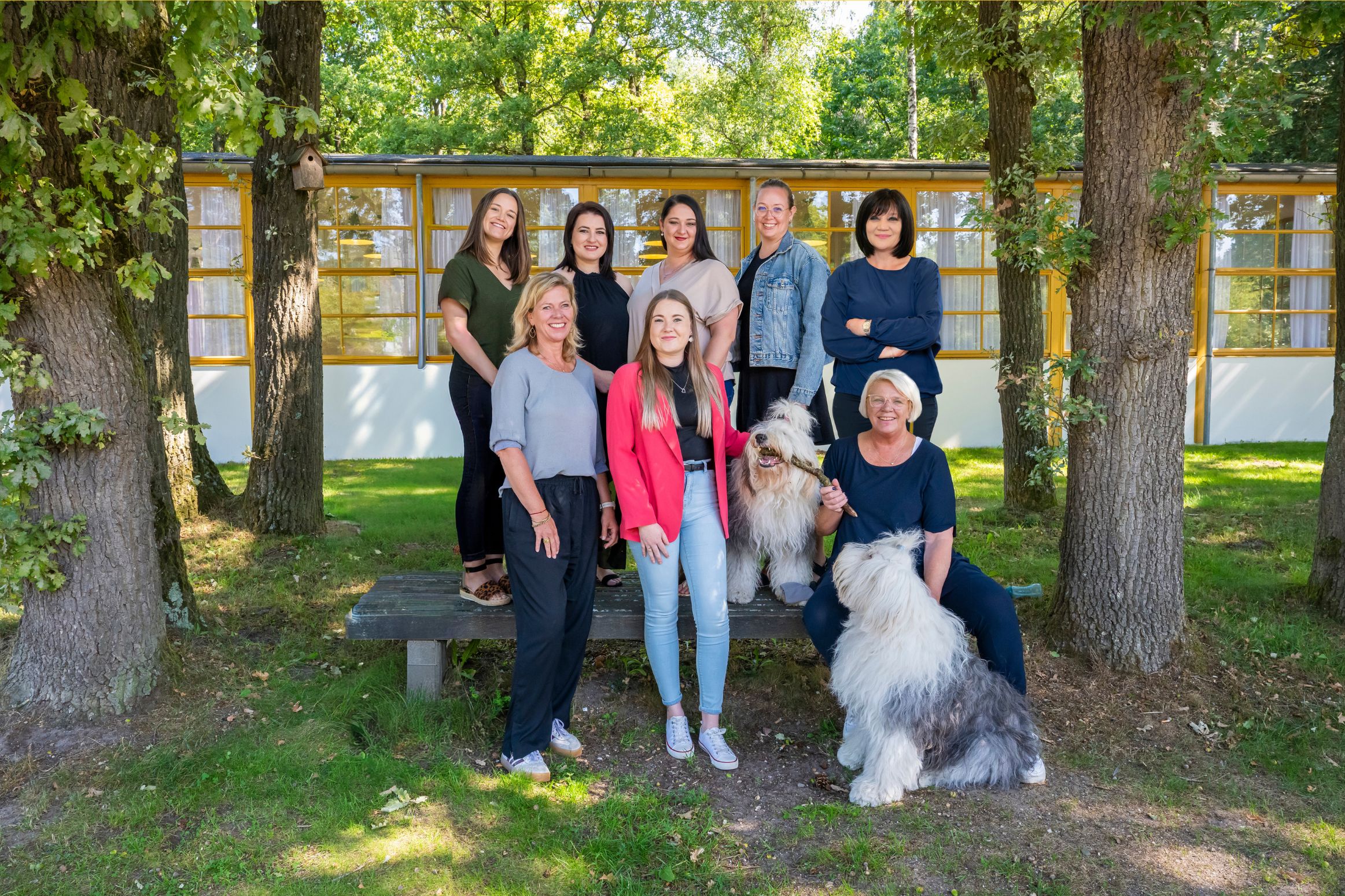 Elzanne, Diane, Angelene, Glicinda, Jesica, Lerize, Wendy, Sonja