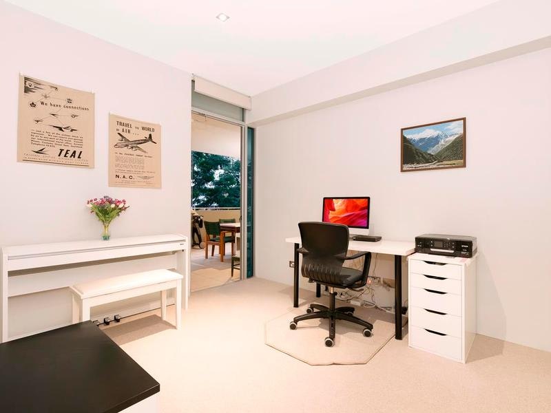 Image of desk