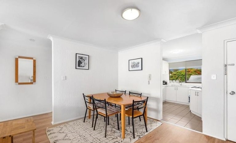 Image of dining room