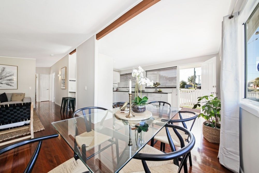 Image of dining room