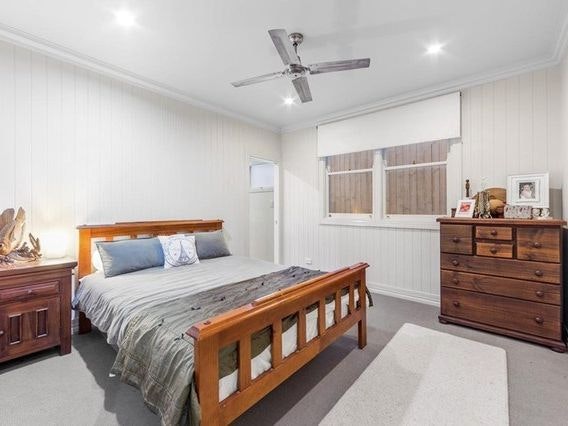 Image of ceiling fan