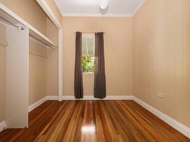 Image of corner