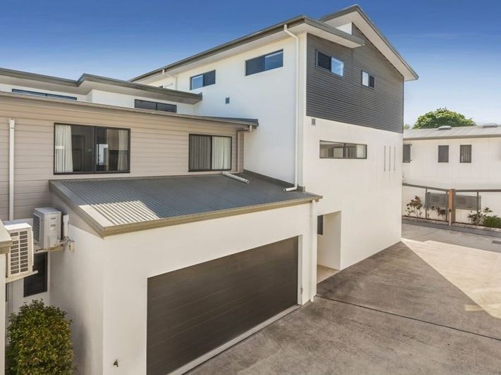 Image of garage