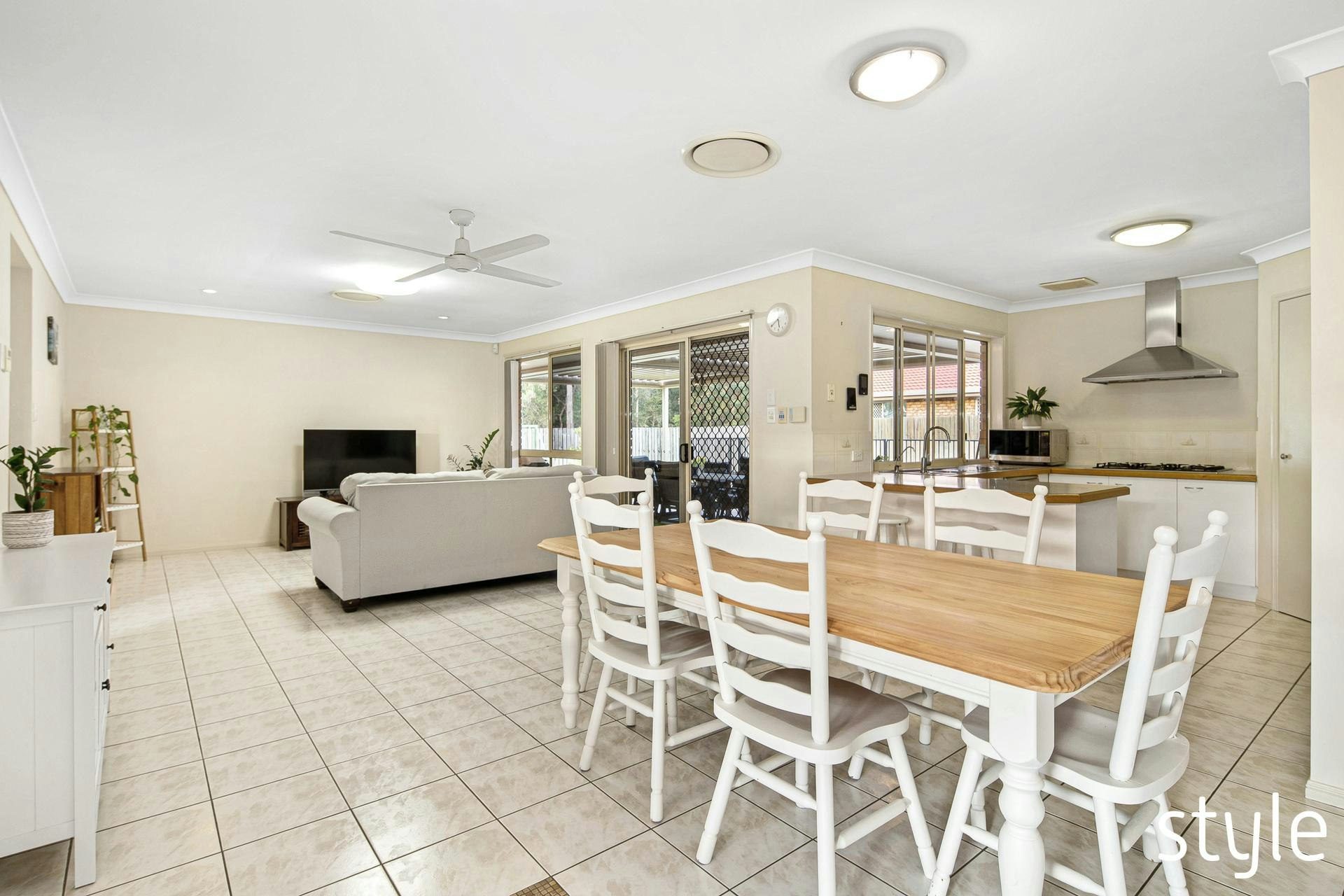 Image of dining room