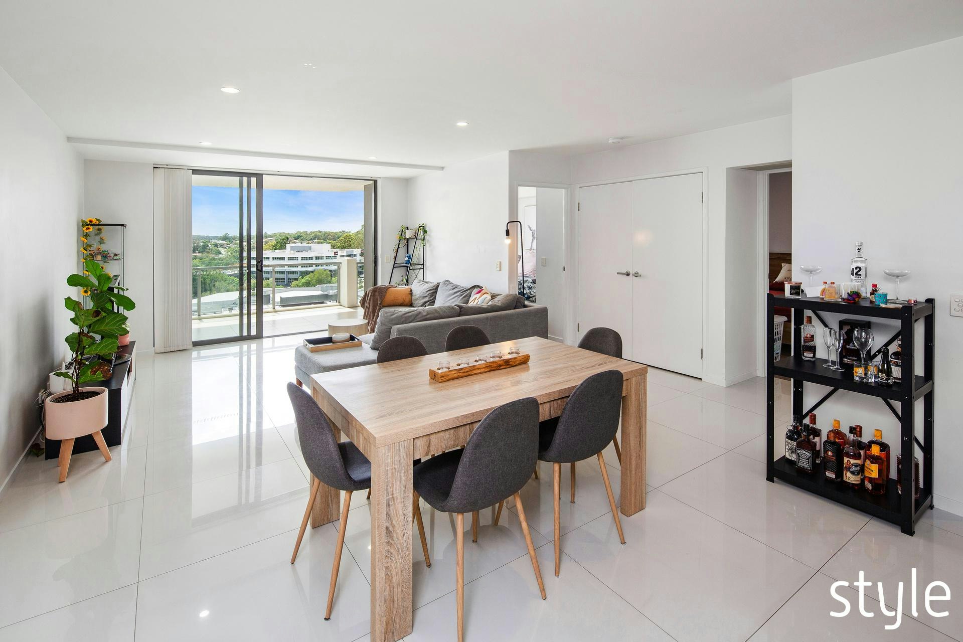 Image of dining room