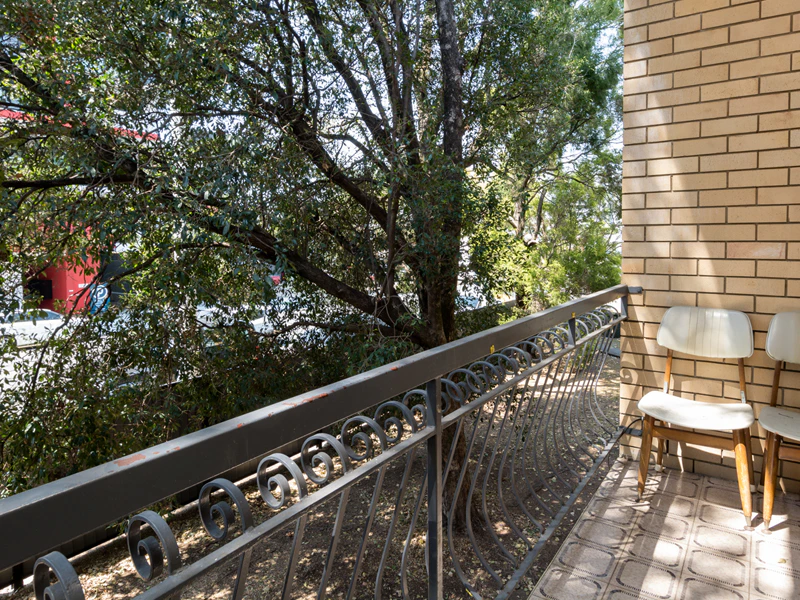 balcony