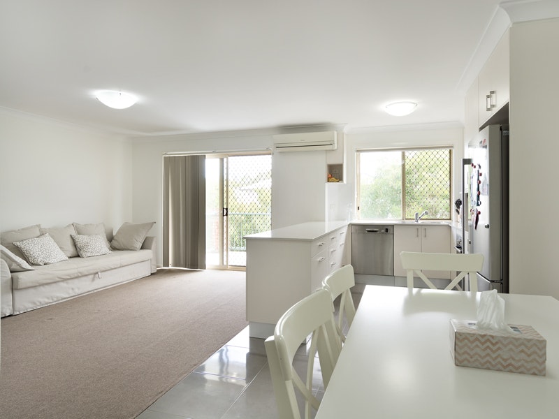 Image of dining room