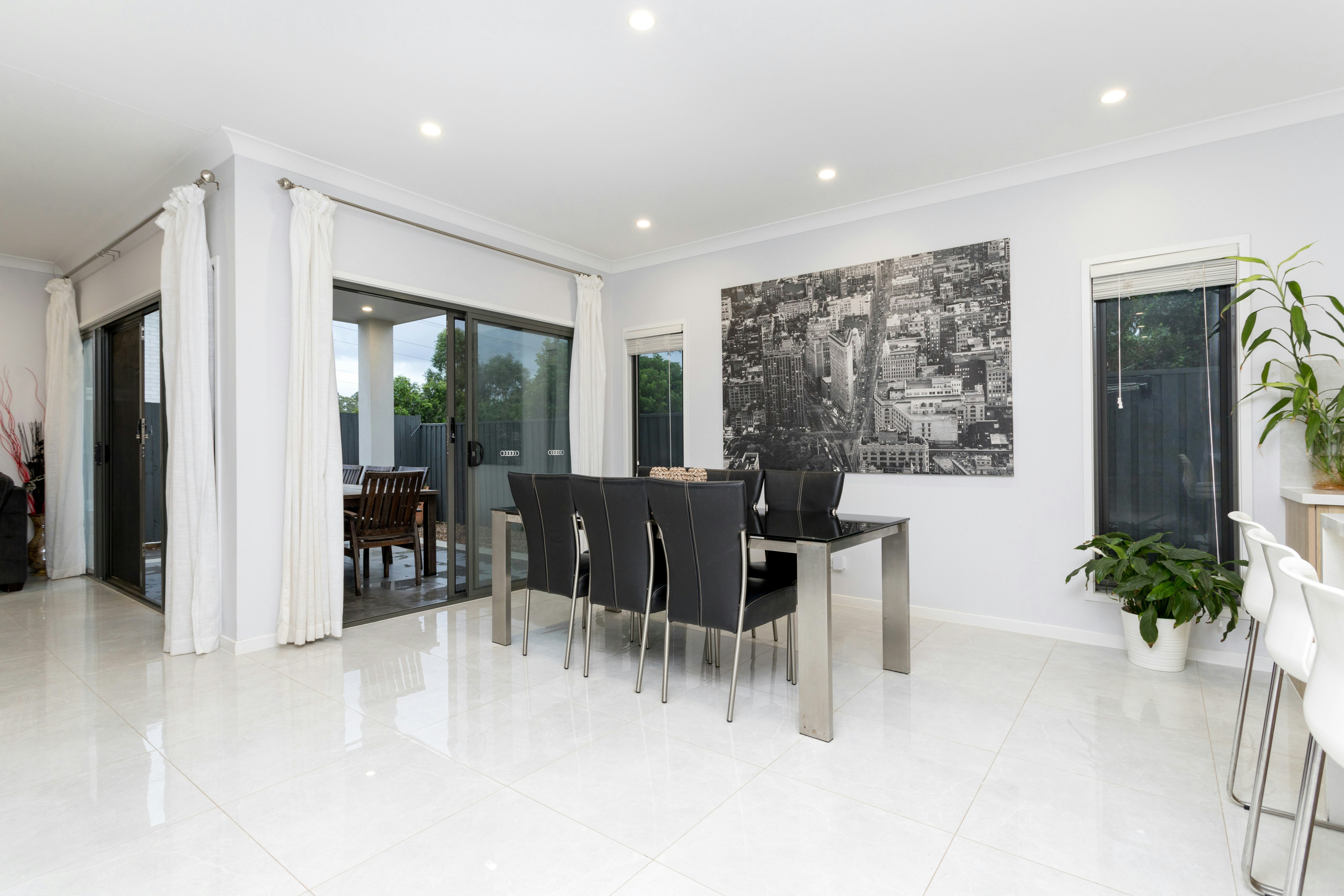 Image of dining room