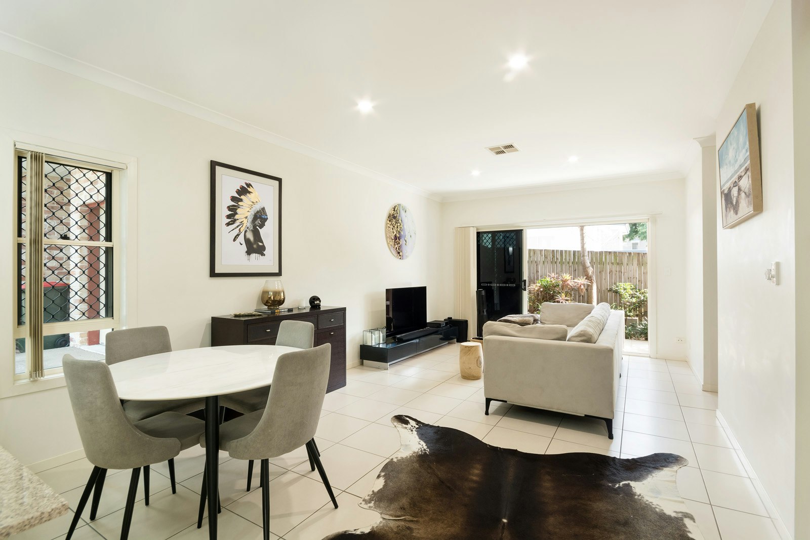 Image of dining room