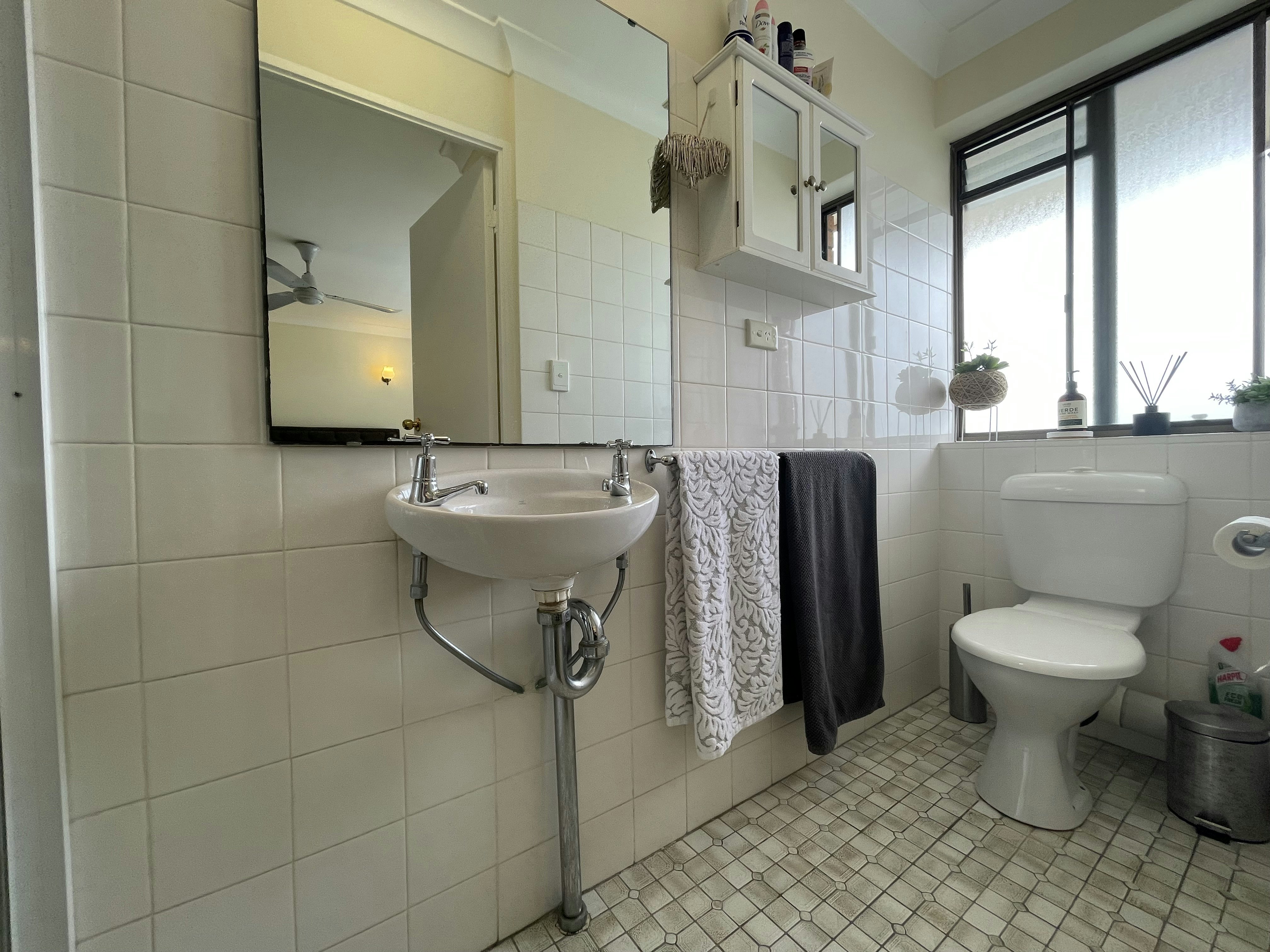 Image of basin
