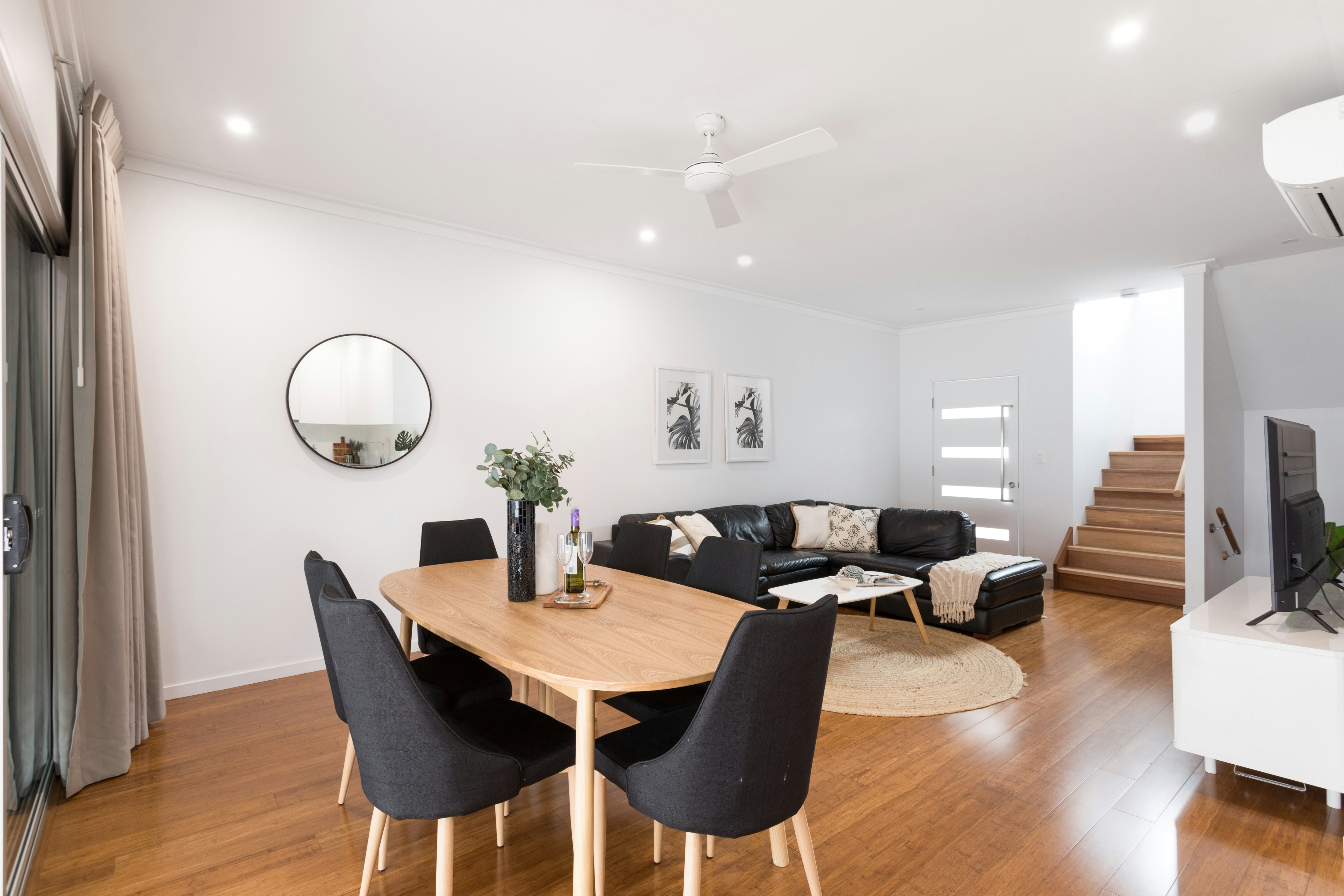 Image of dining room