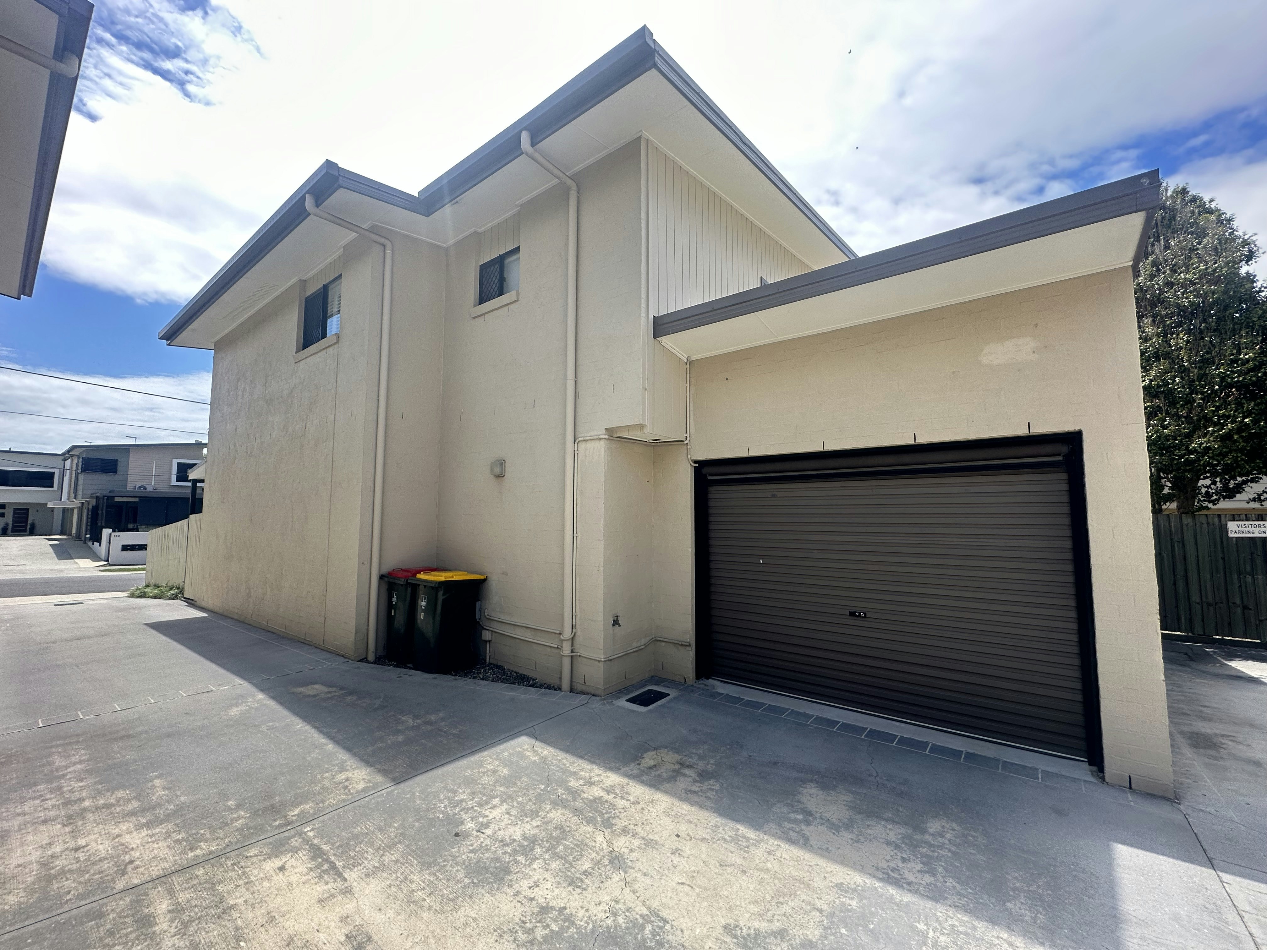 Image of garage
