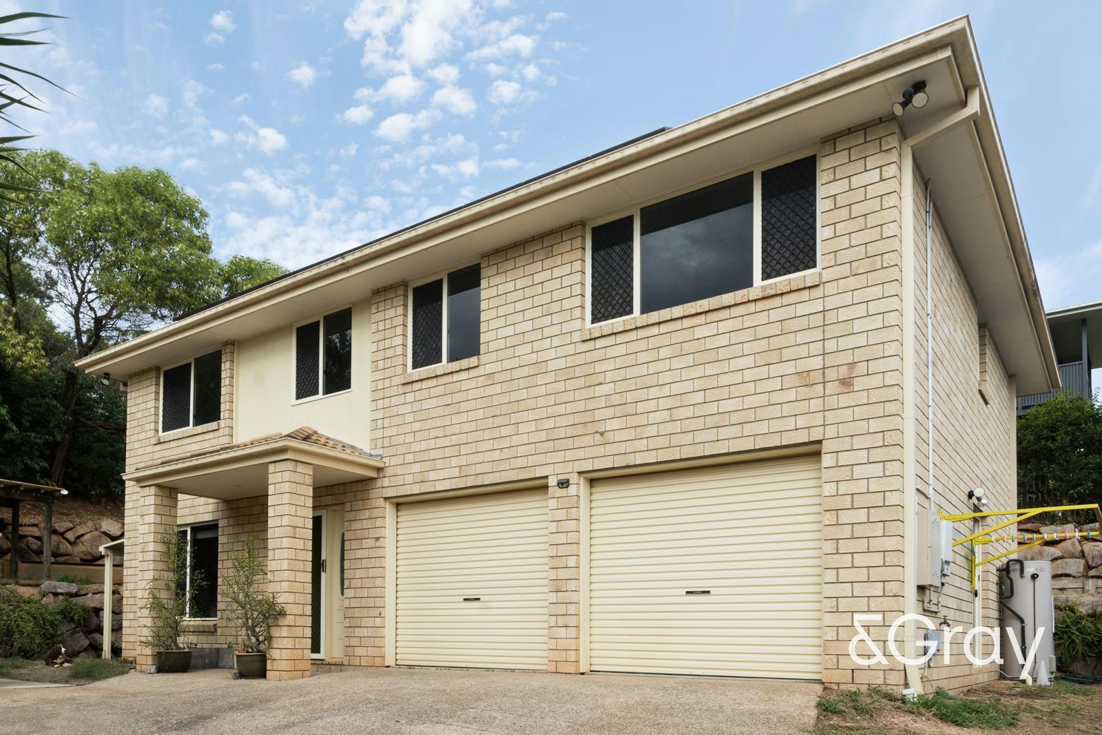 Image of garage