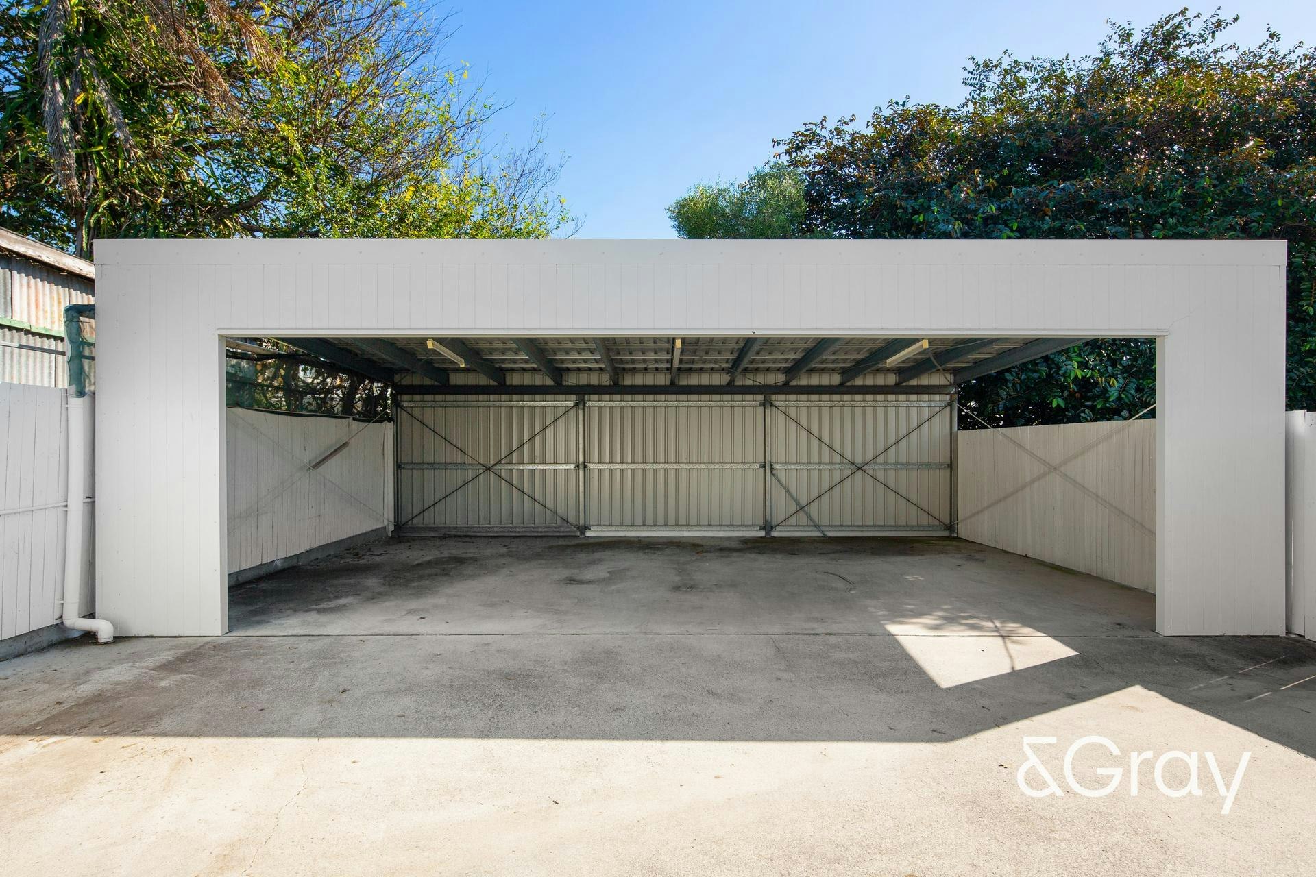 Image of garage